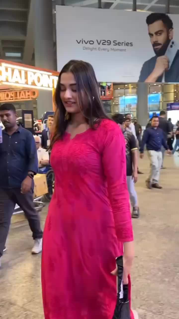 @saiee_manjrekar