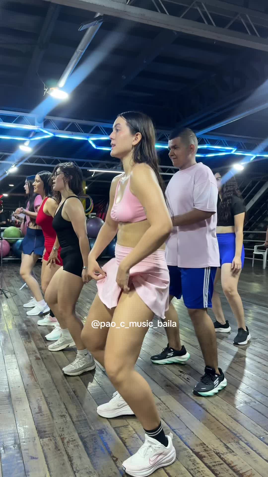 @pao_c_music_baila