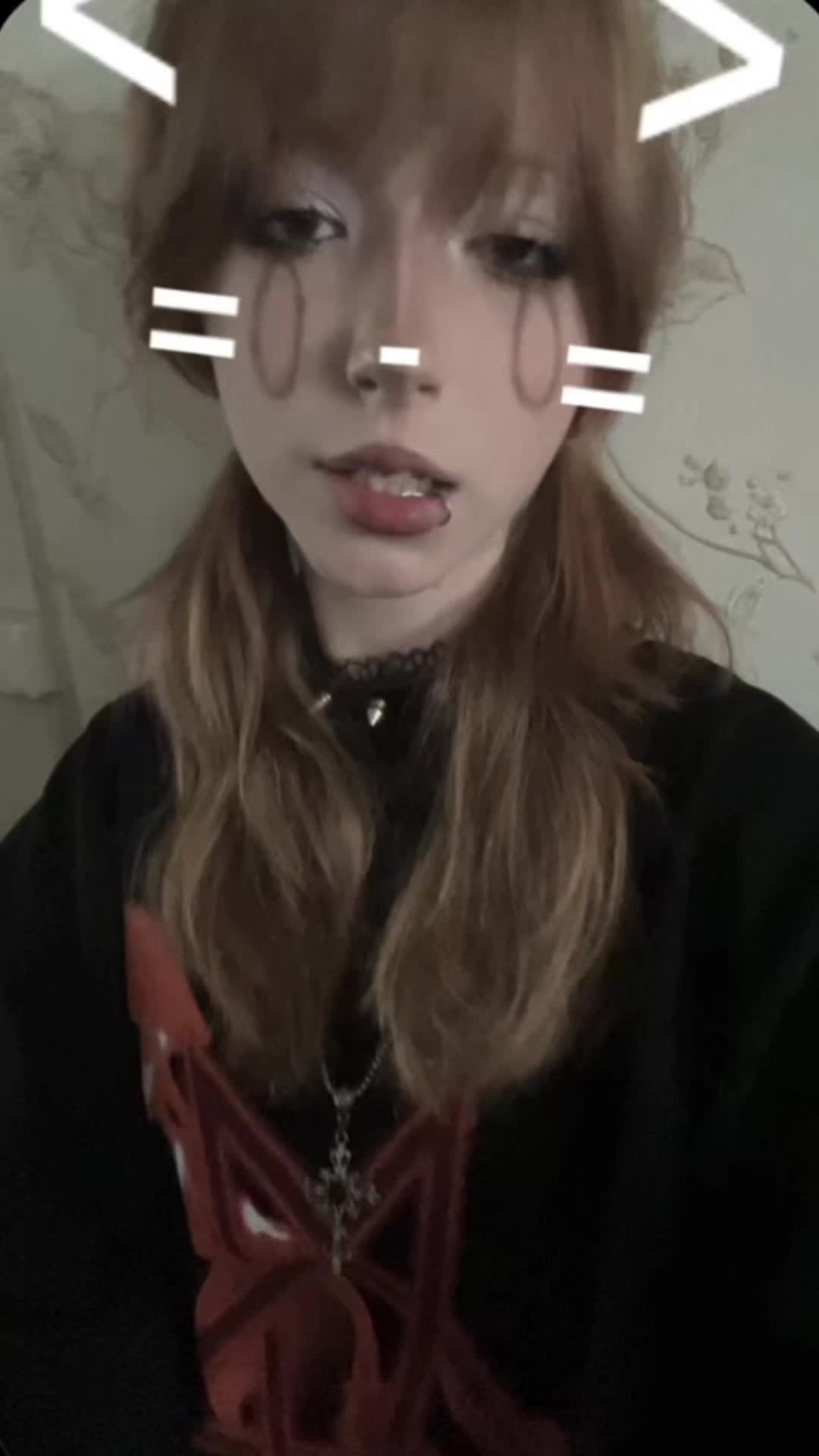 @леро4ка эмо4ка 🦇