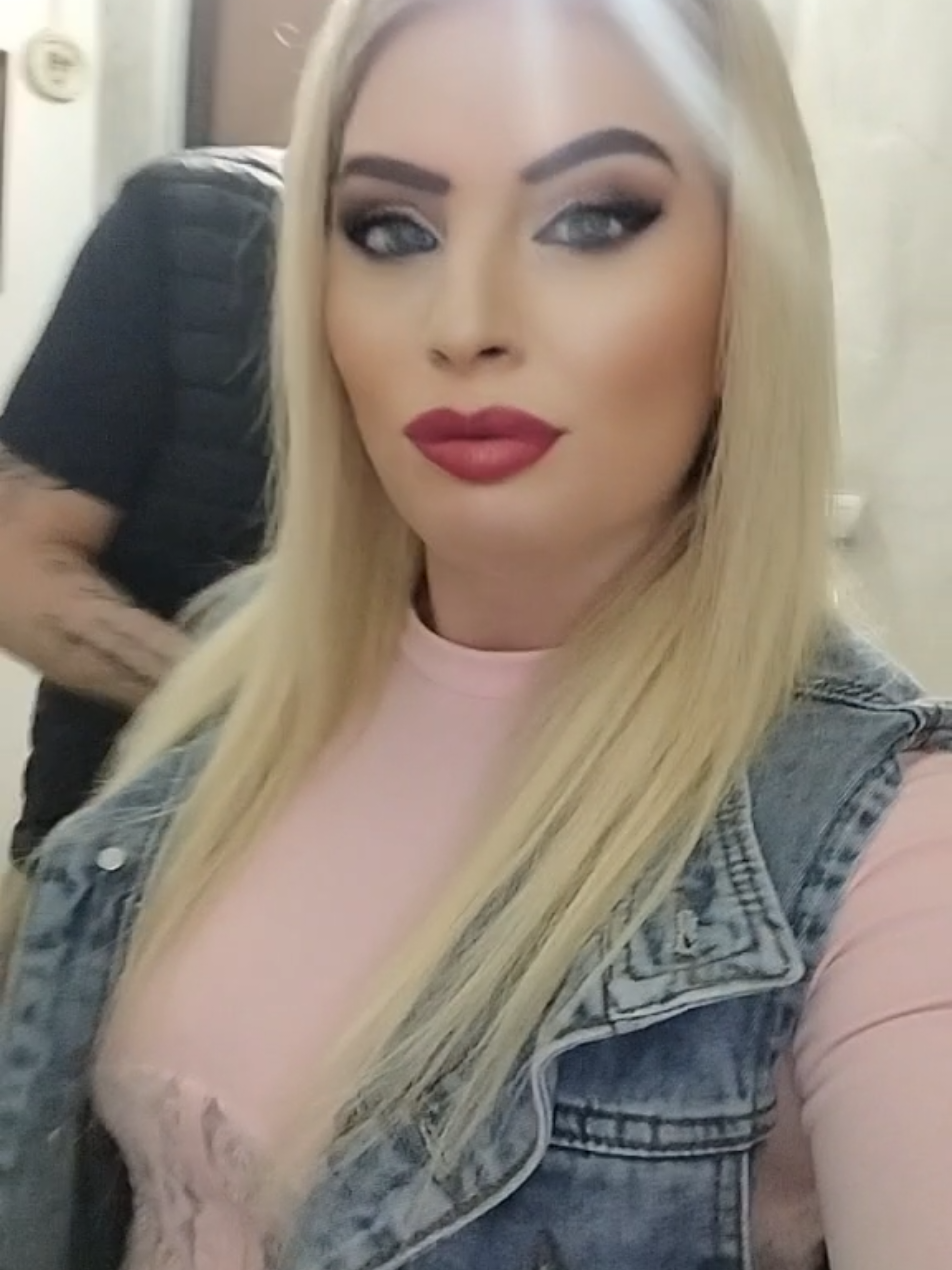 @Valentina❤️