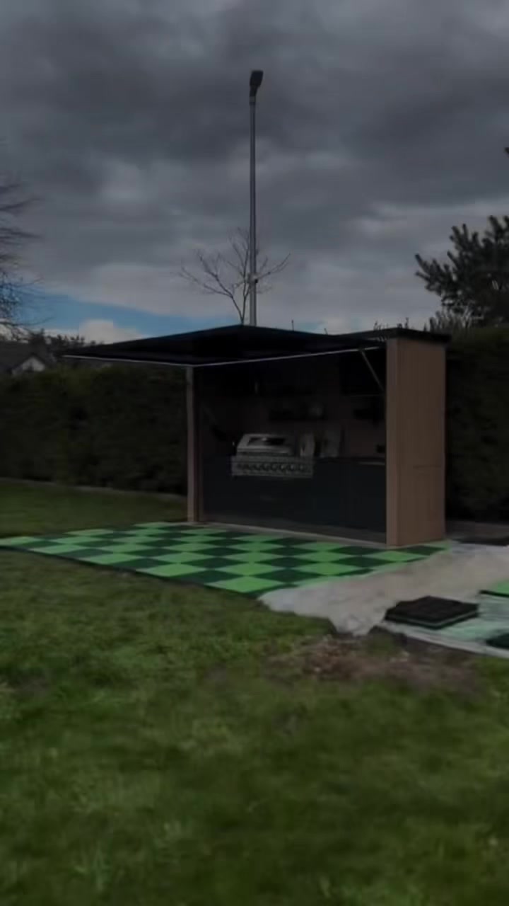 @Grilluxe Outdoor Kitchens
