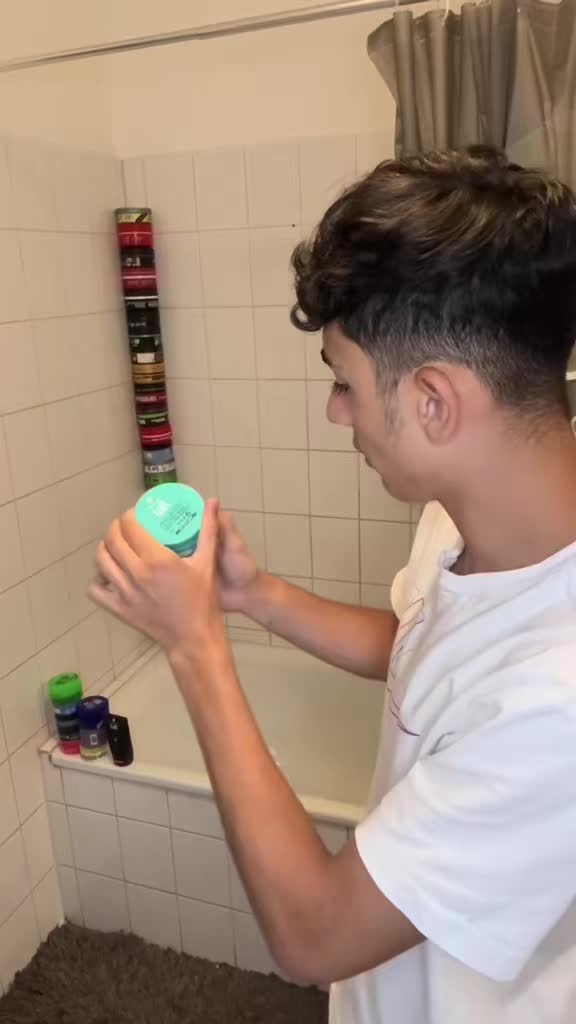 @Yesr