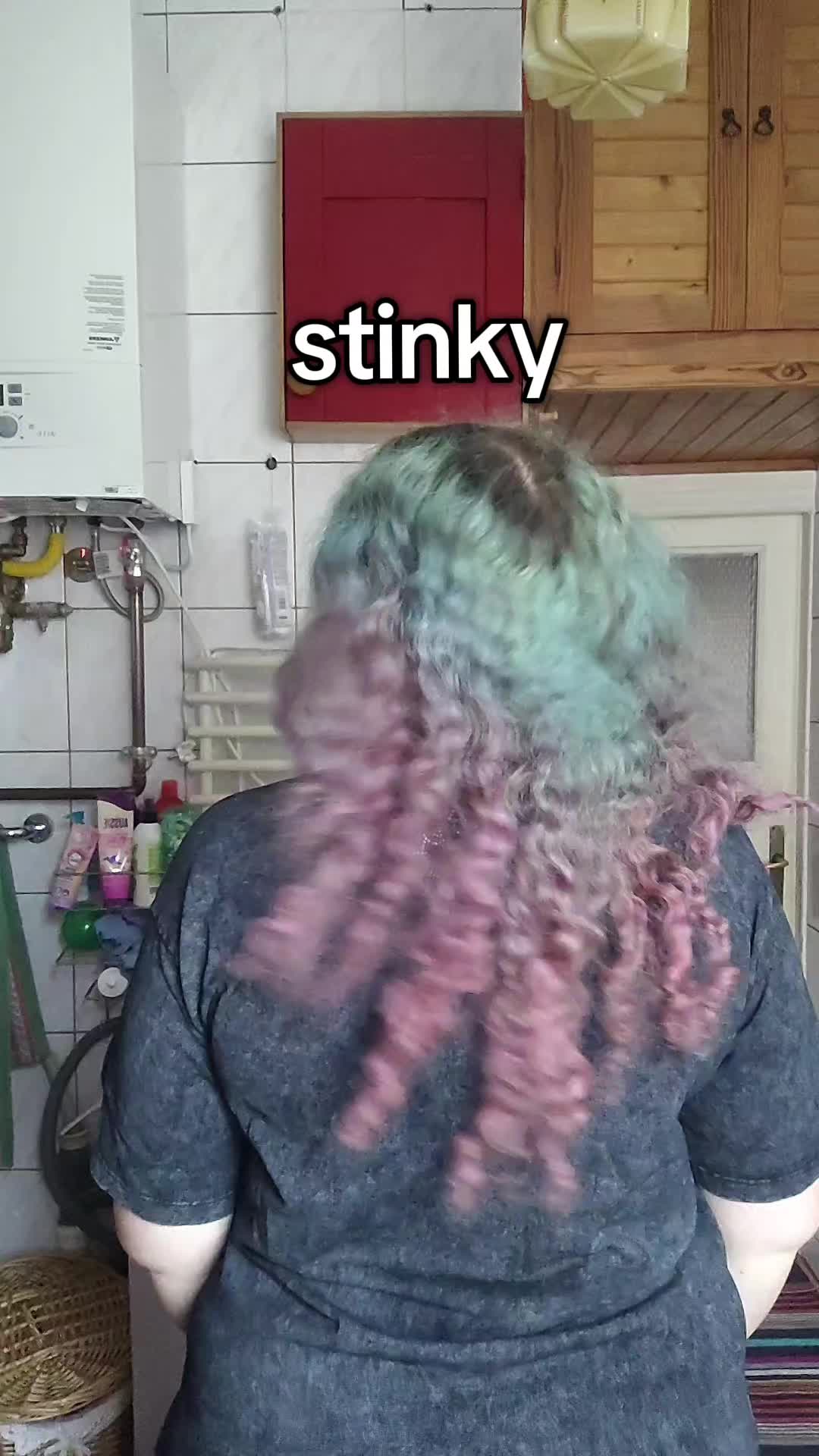 @Nina 🦛