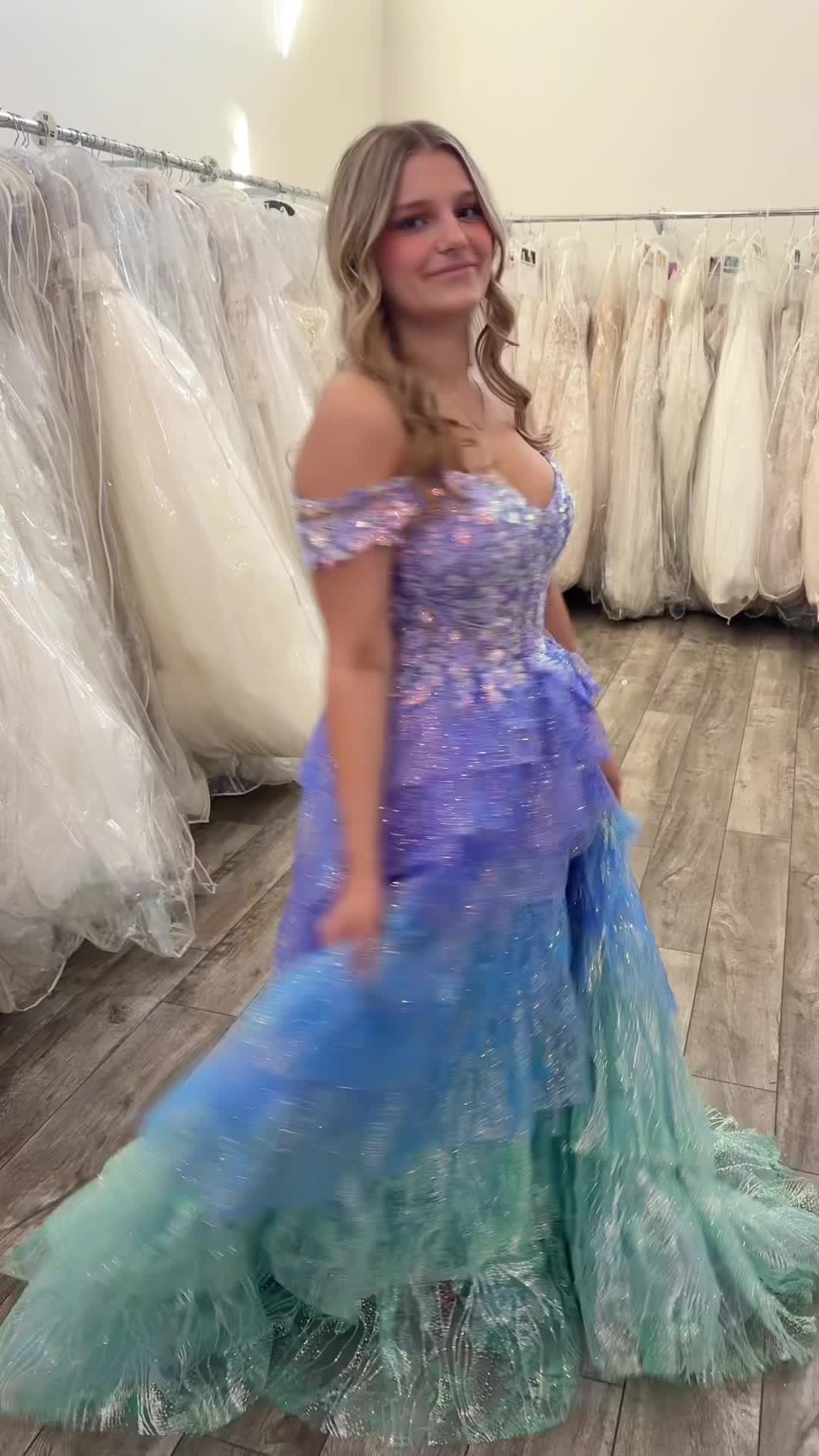@House Of Fashions