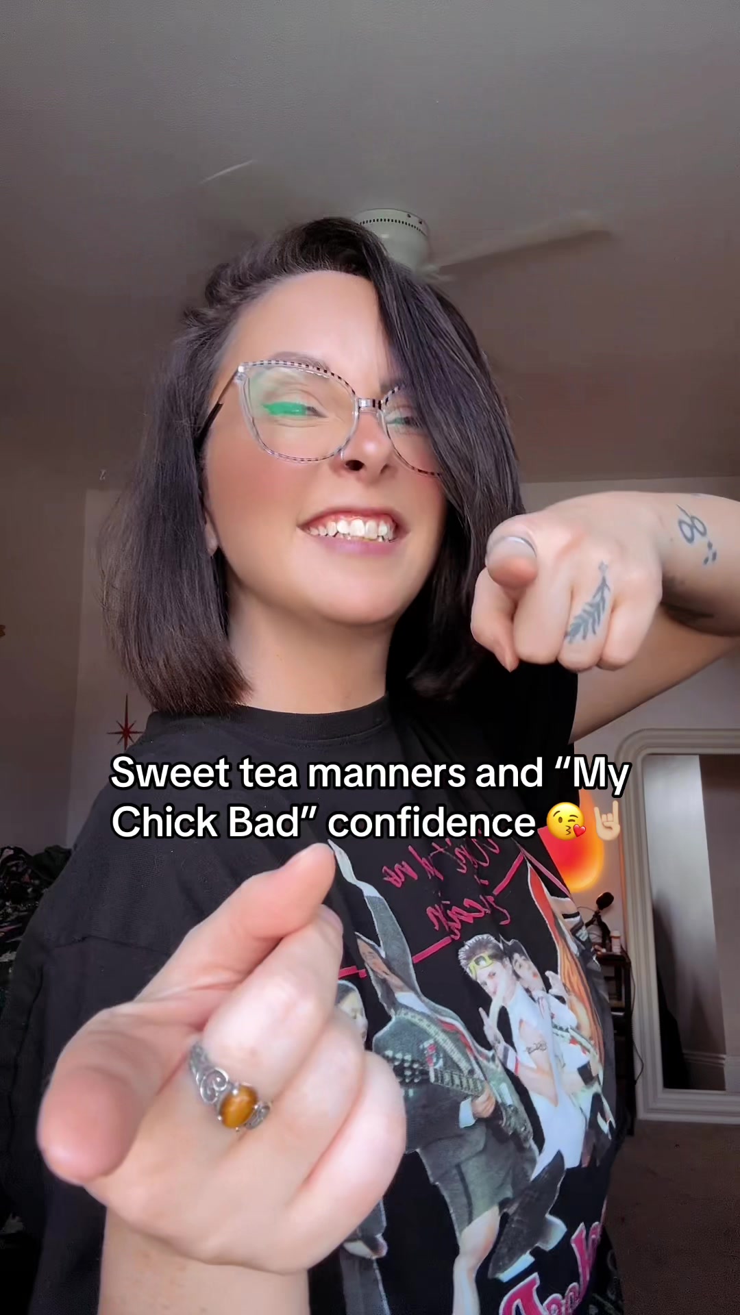 @Kay 🖤🔮