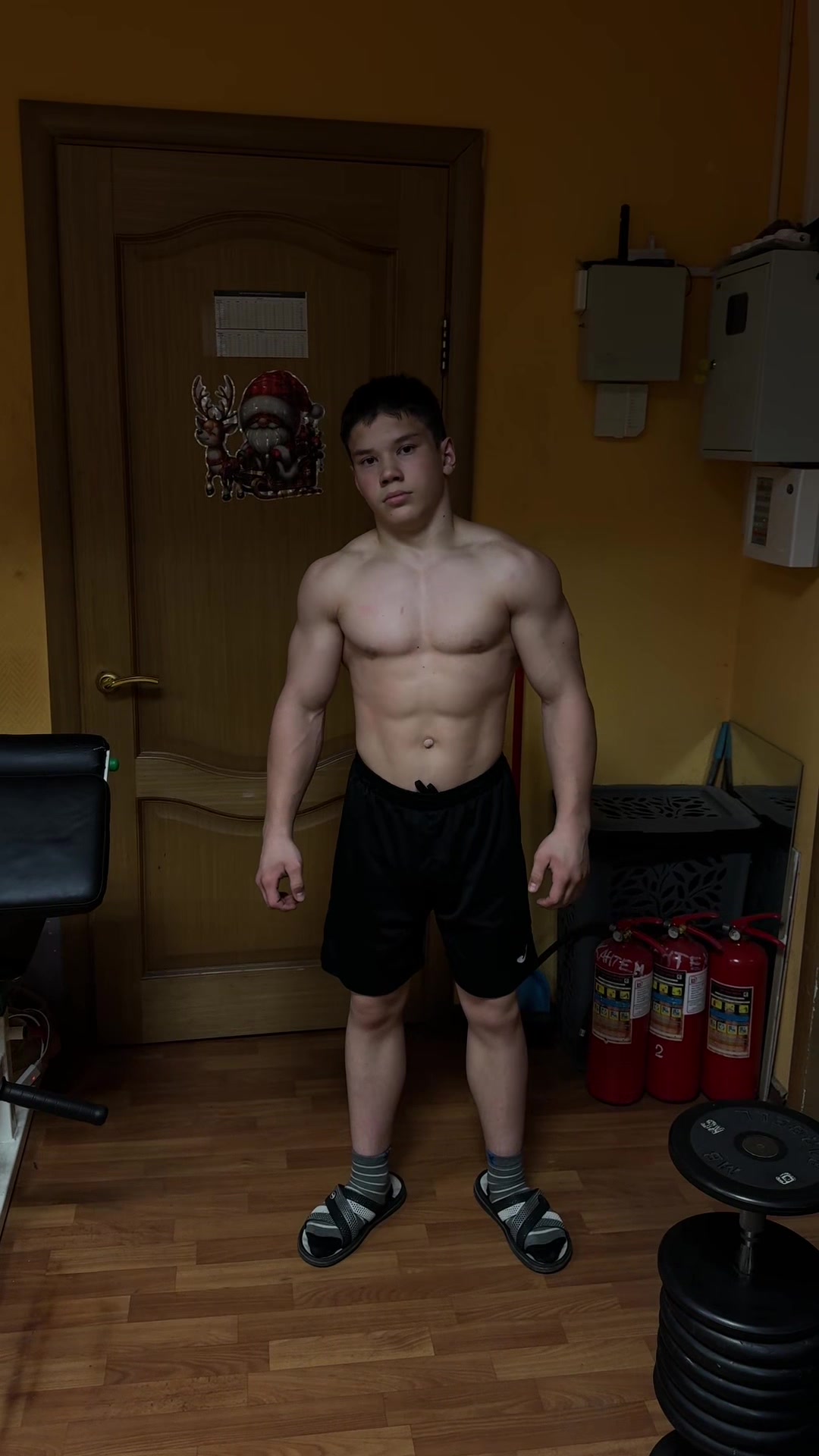 @Муравей