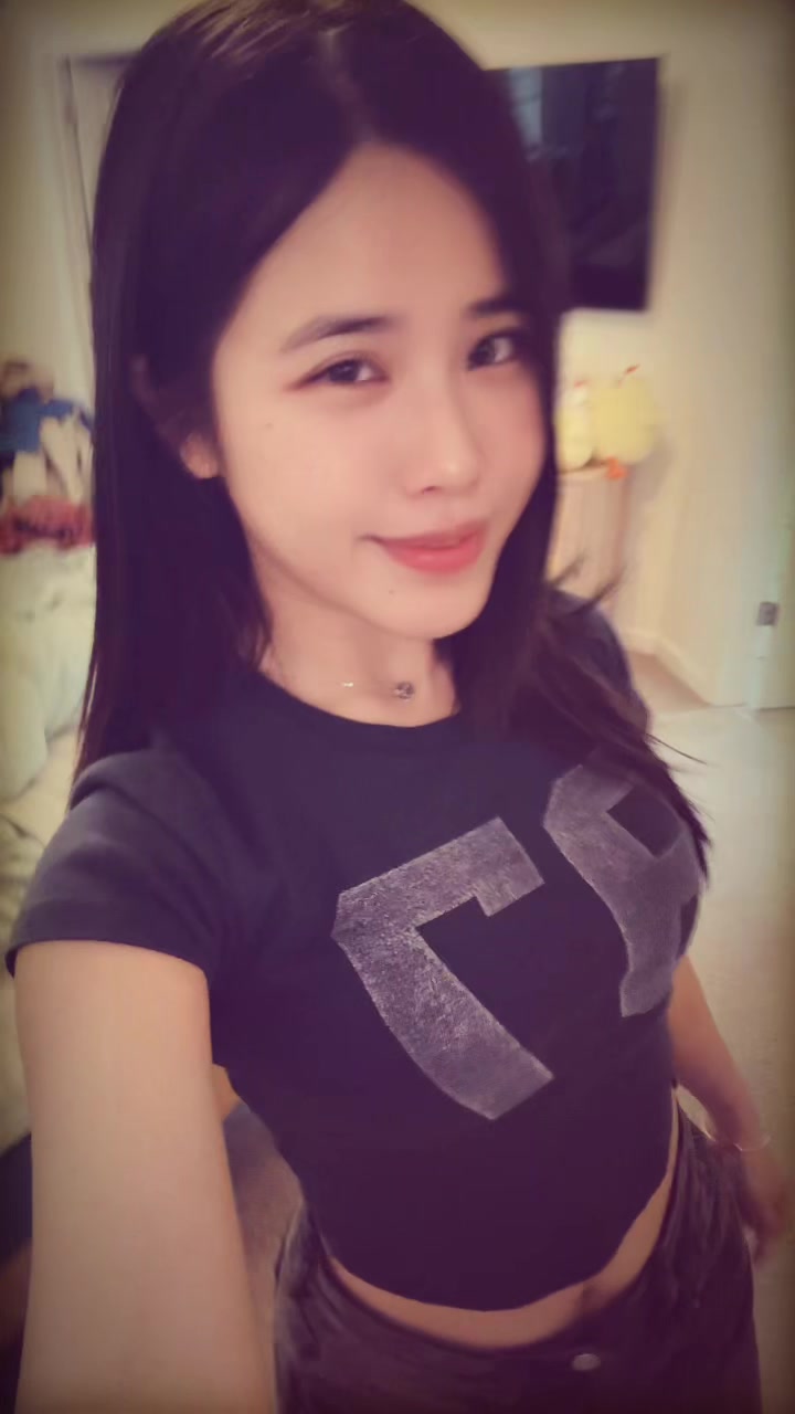 @Bunnie__cutieee