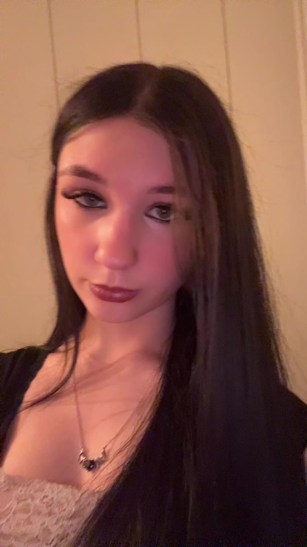 @nora 𖦹