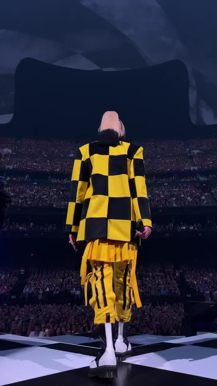 @Gwen Stefani