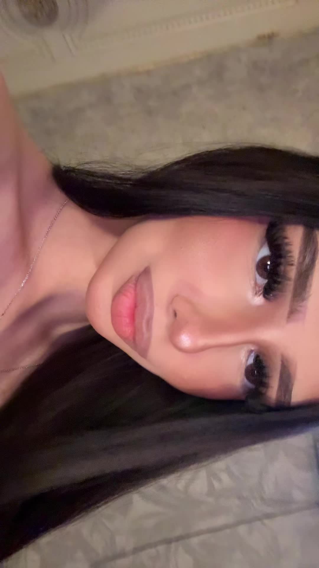 @алина зотеева