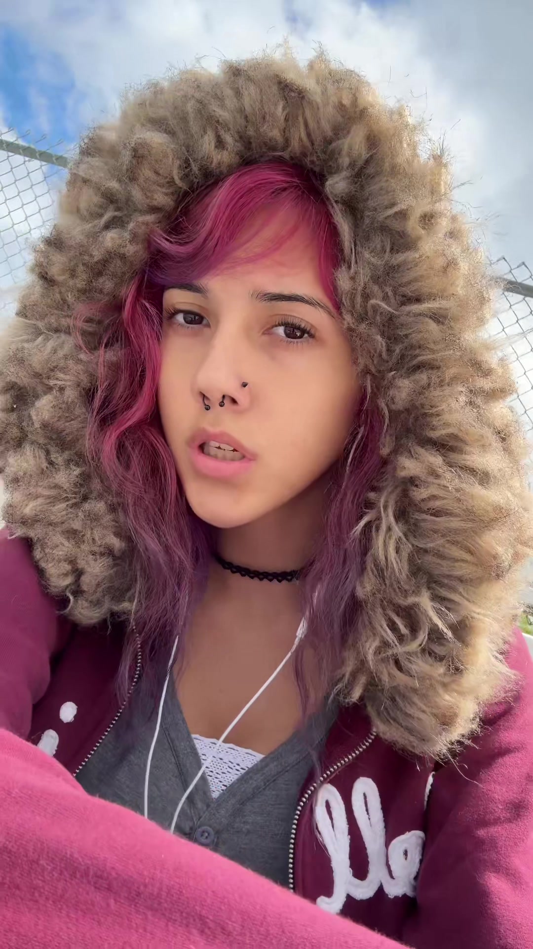 @🧟&zwj;♀️