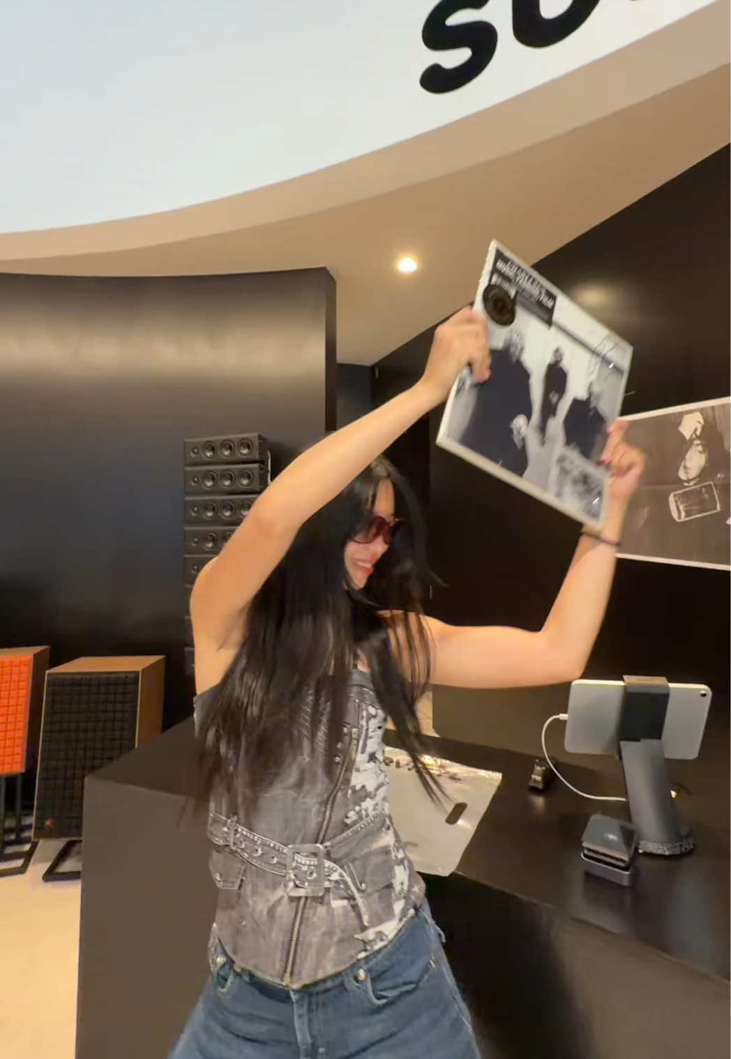 @cher