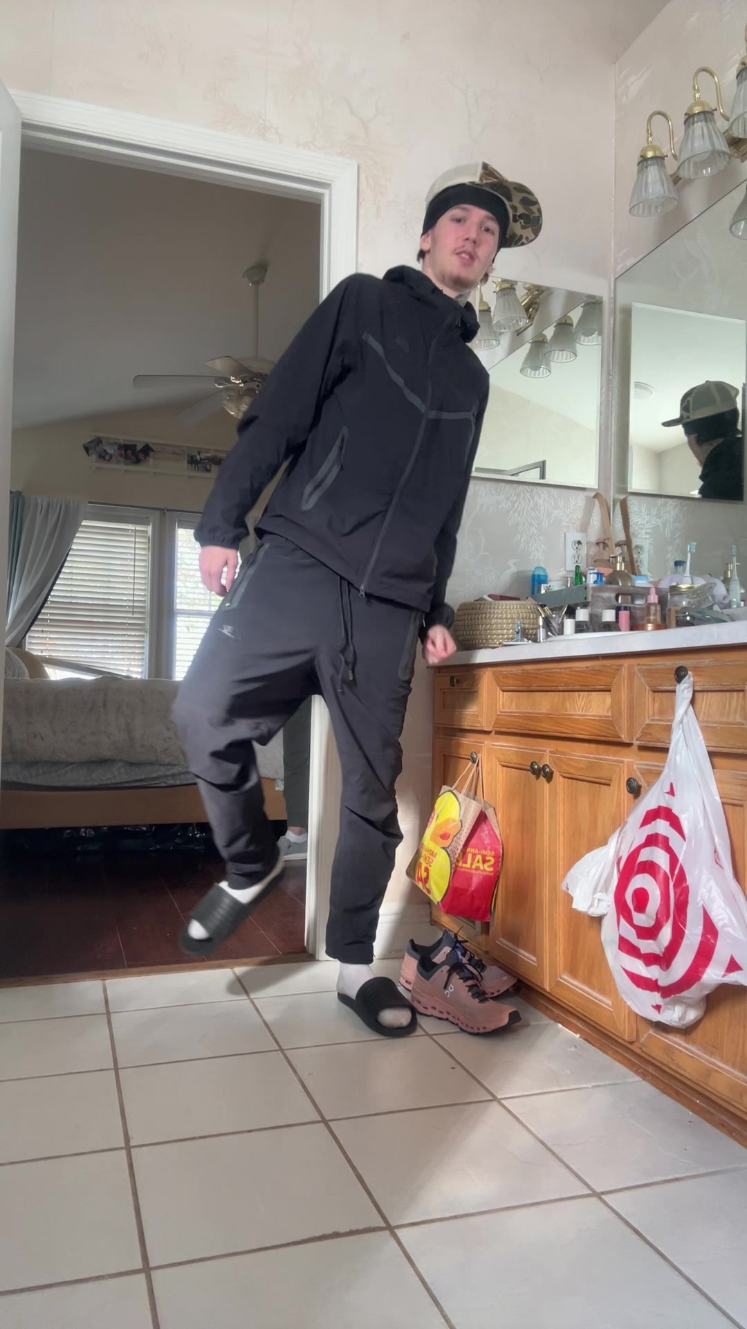 @WhiteboyfromFlawda