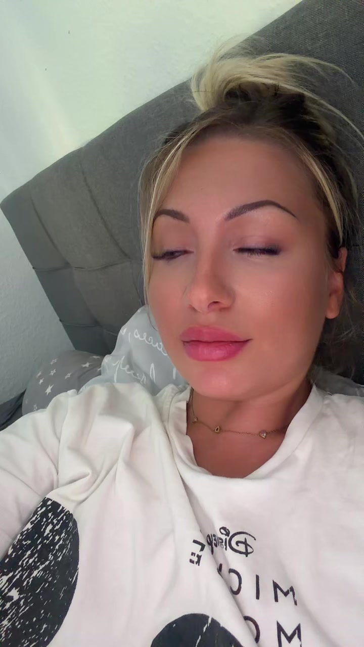 @𝐀𝐧𝐠𝐞𝐥𝐢𝐧𝐚