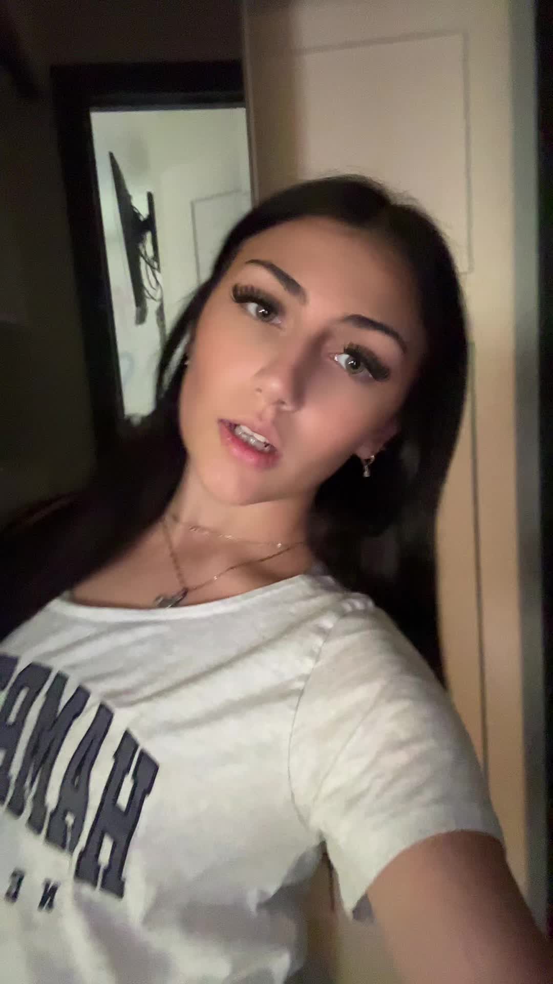 @devynnelise