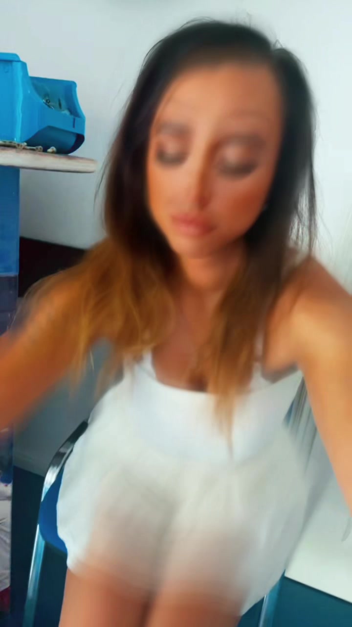 @anne_2.0
