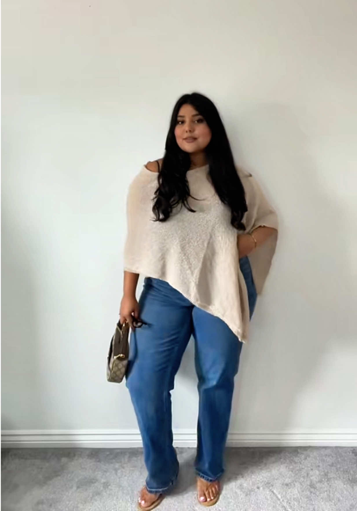 @Simran | your midsize bestie💕
