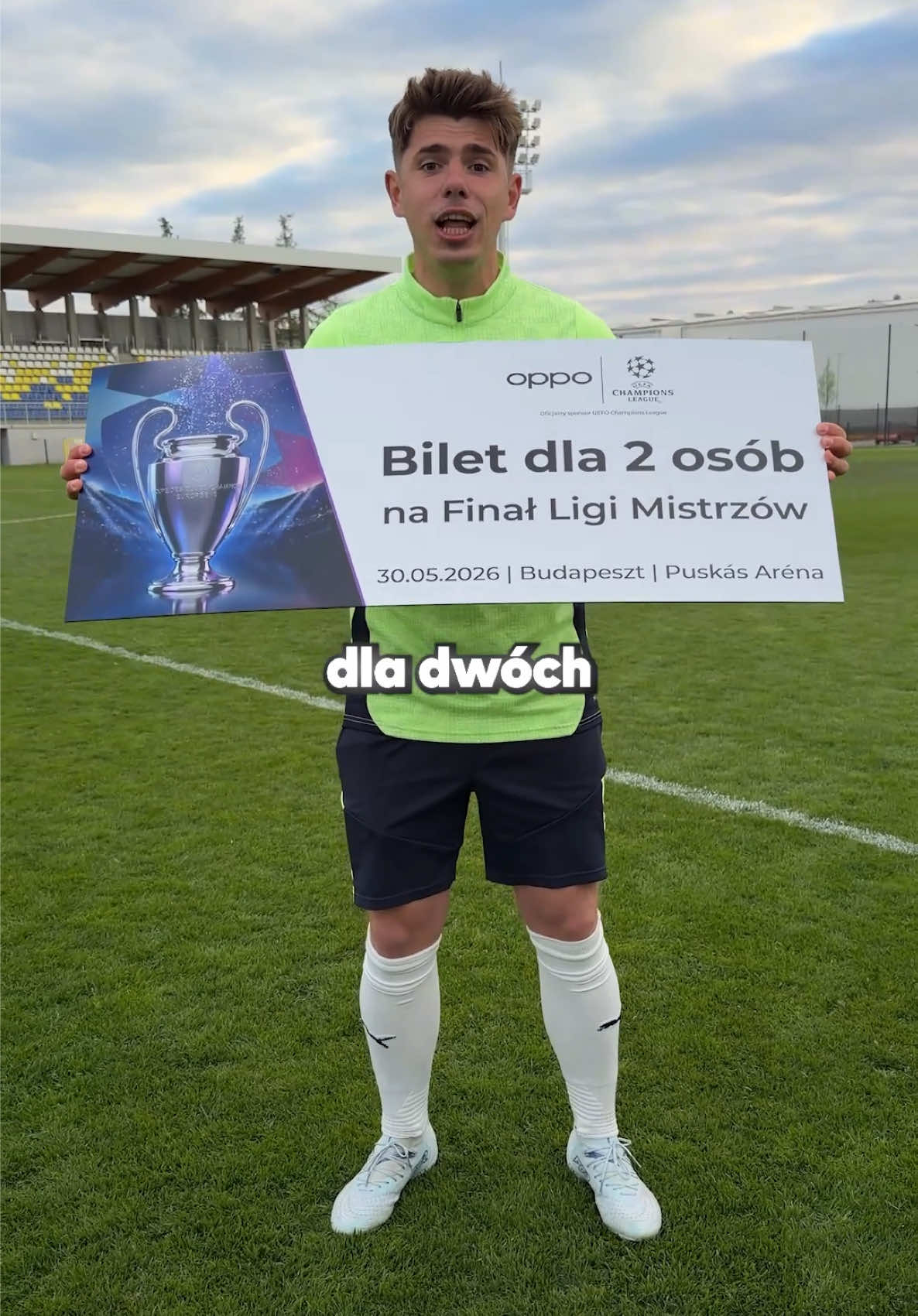 @Qesek