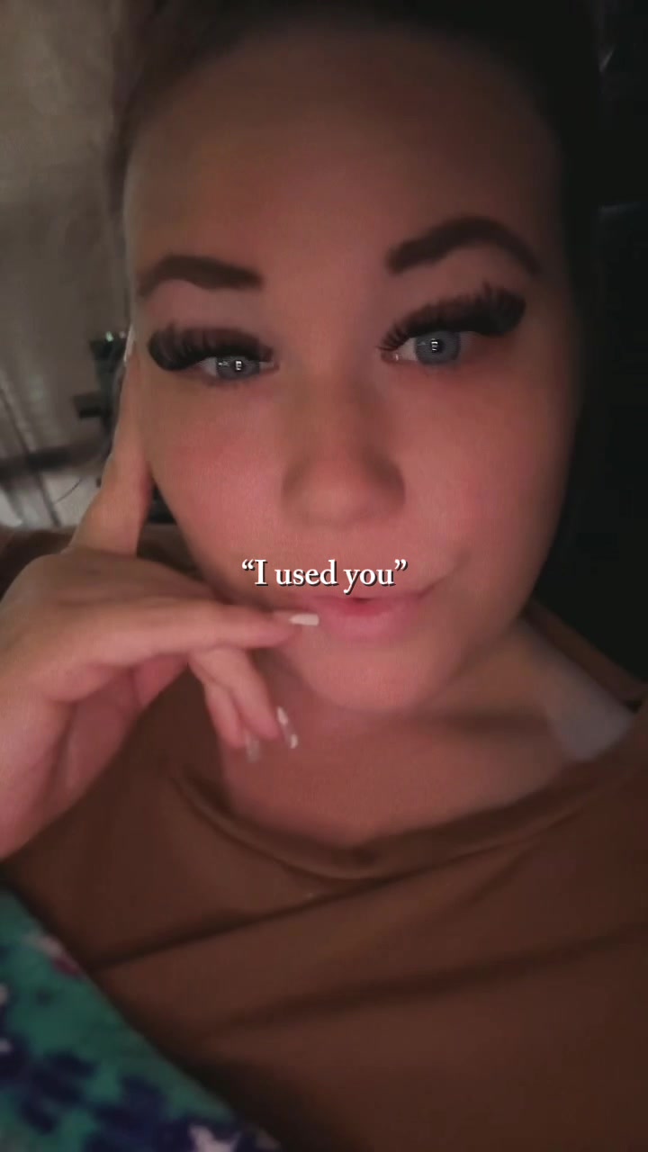 @Nicole 🖤