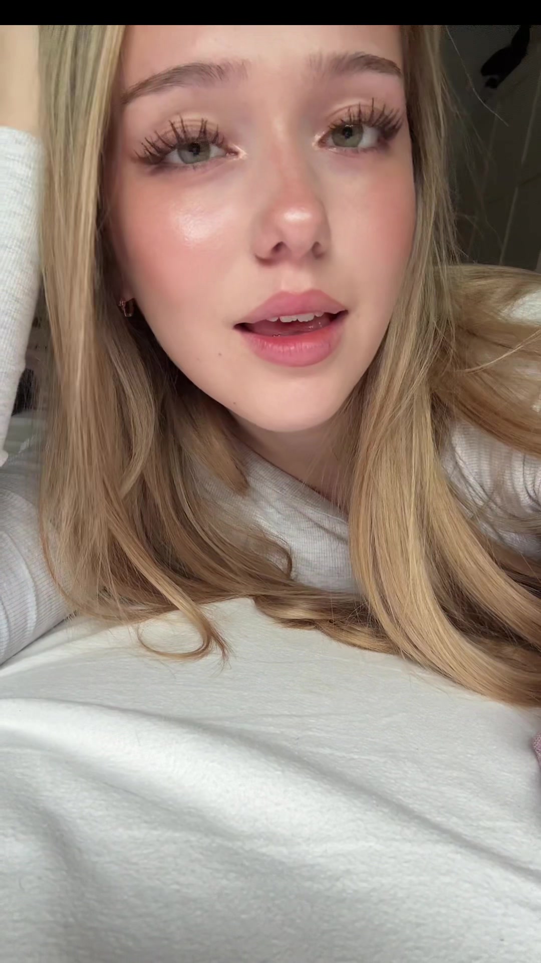 @milana