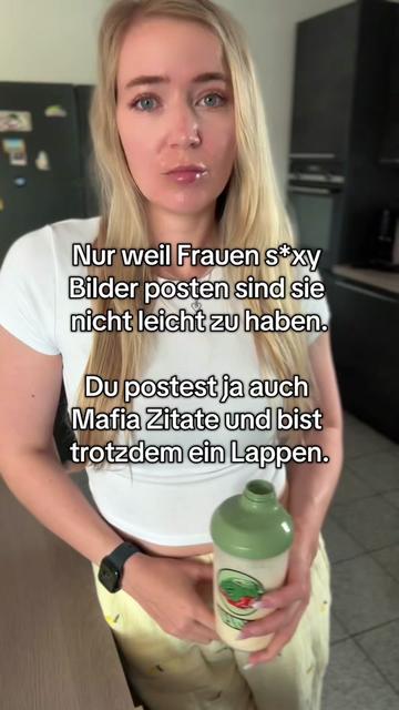 @AnnaMia
