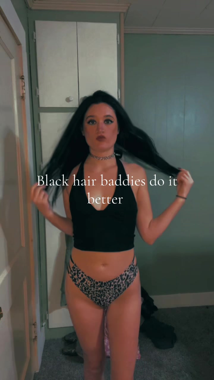 @Leigha🖤