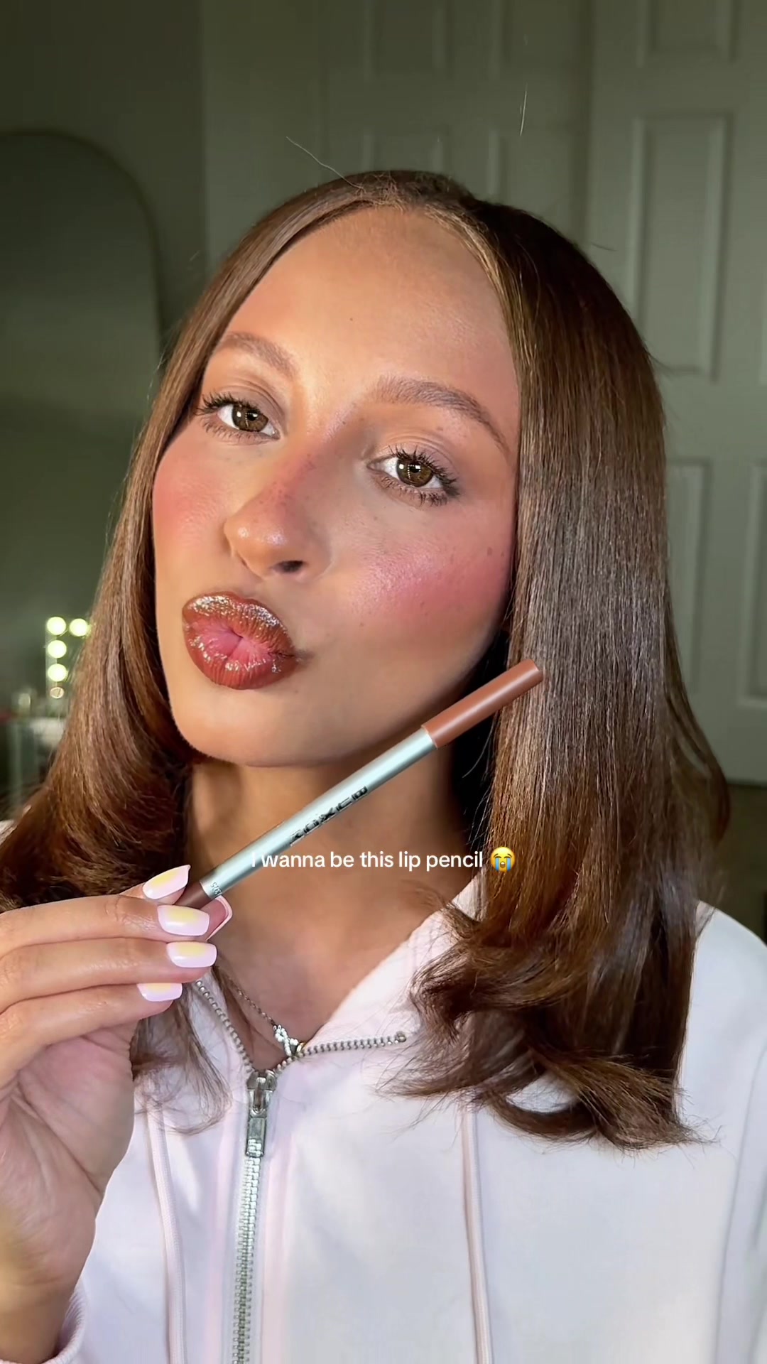 @buxomcosmetics