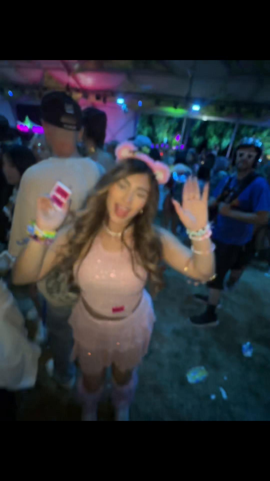 @𝐴𝑛𝑔𝑒𝑙𝑖𝑐𝑎ꨄ