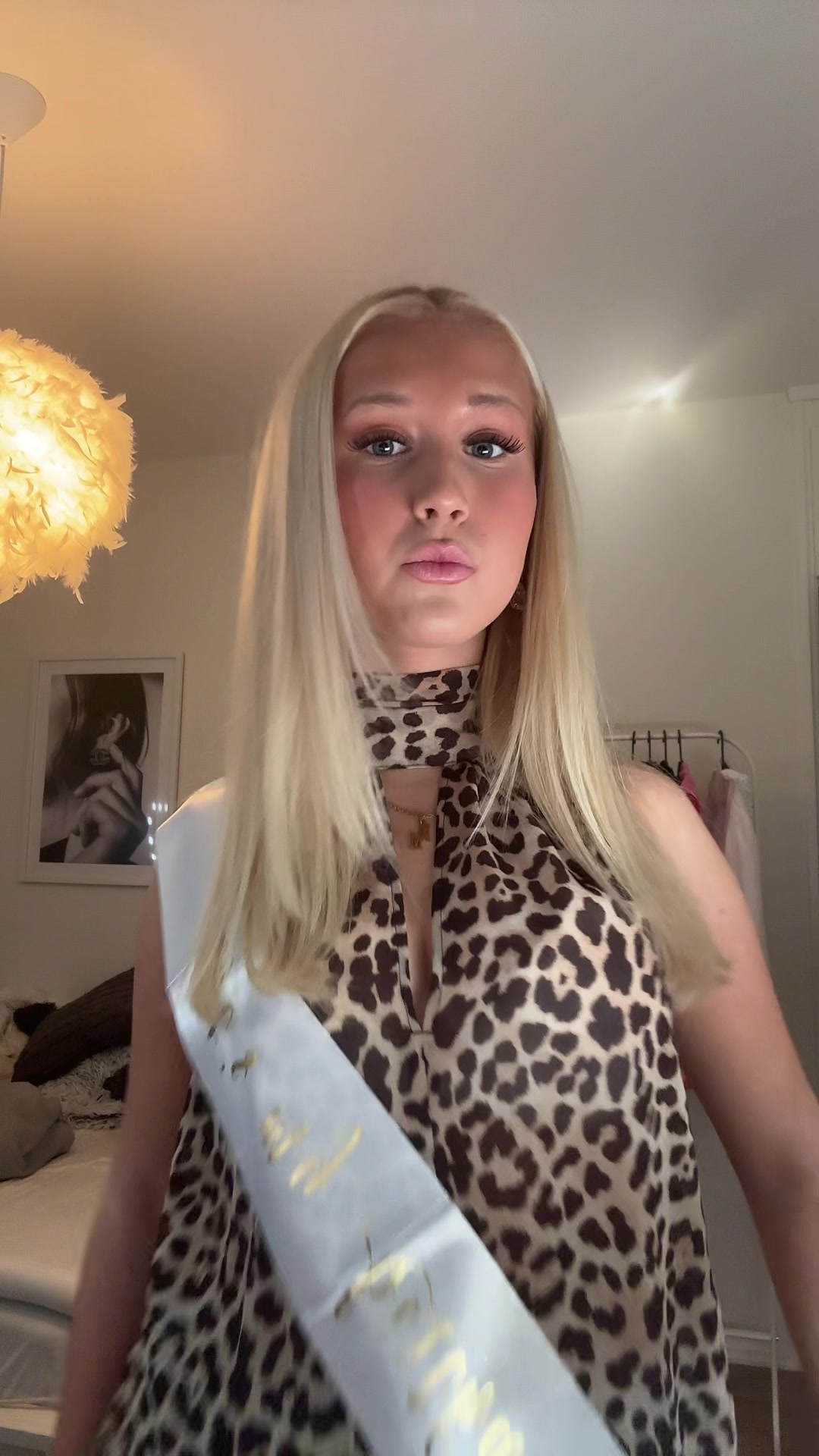 @dinrebecca1