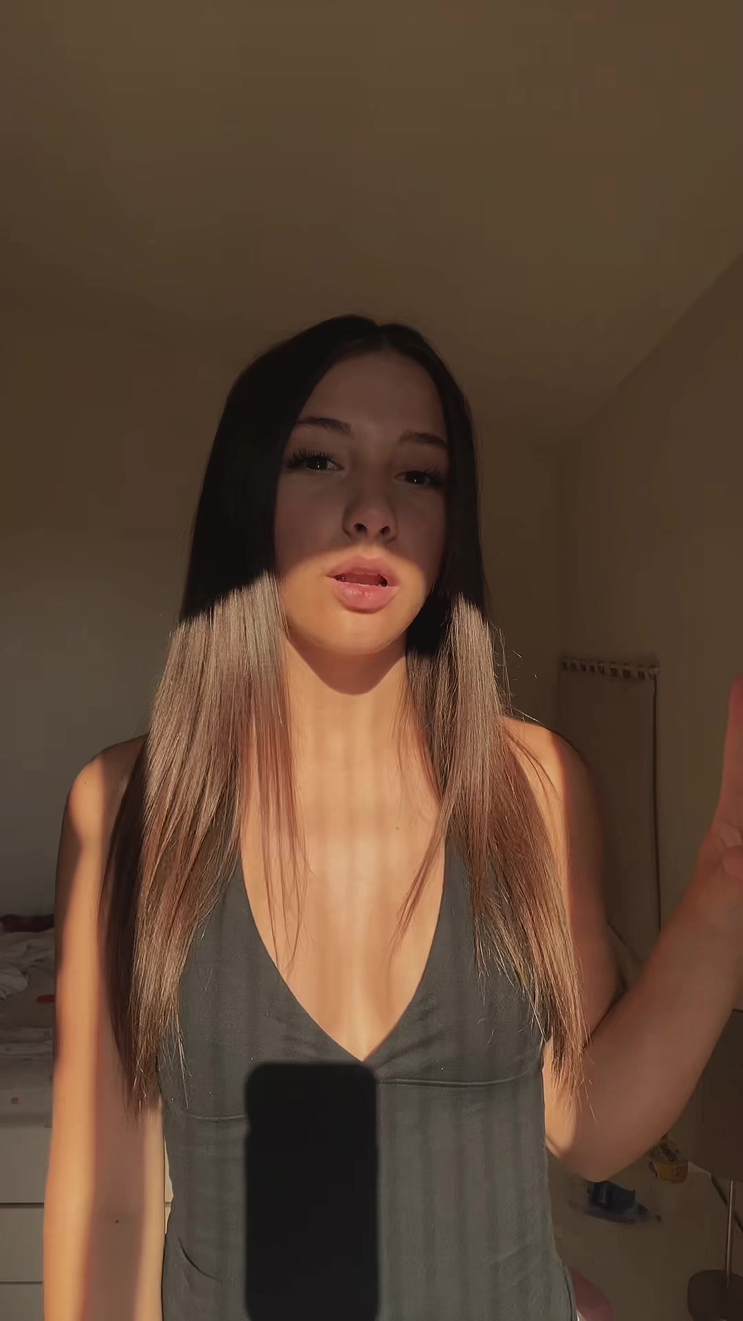 @𝓴𝓮𝓵𝓵𝔂
