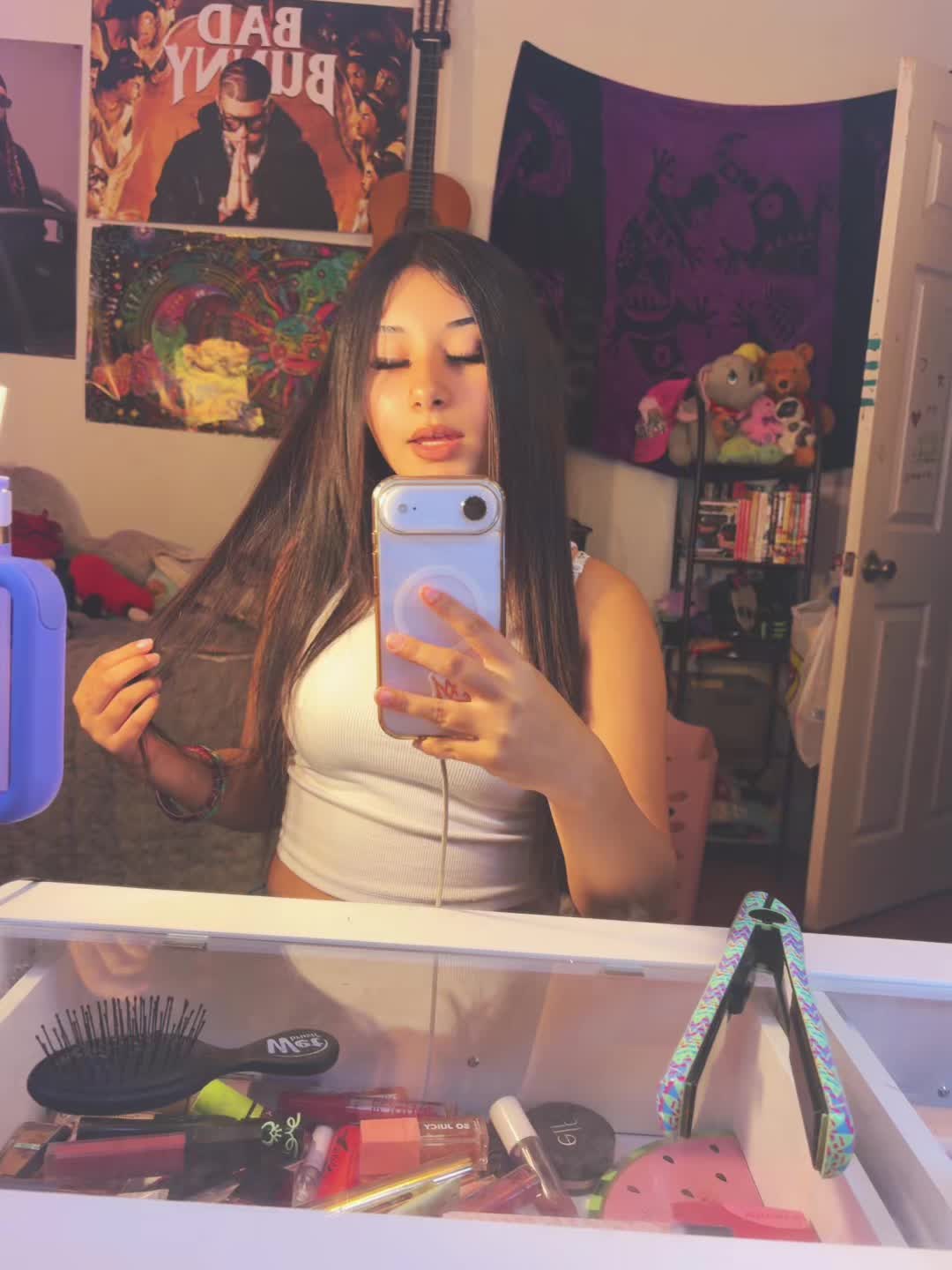 @🦄