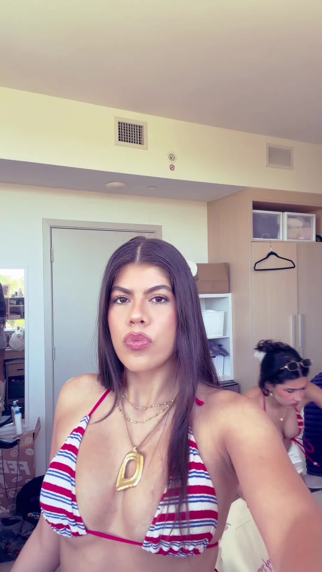 @lauren