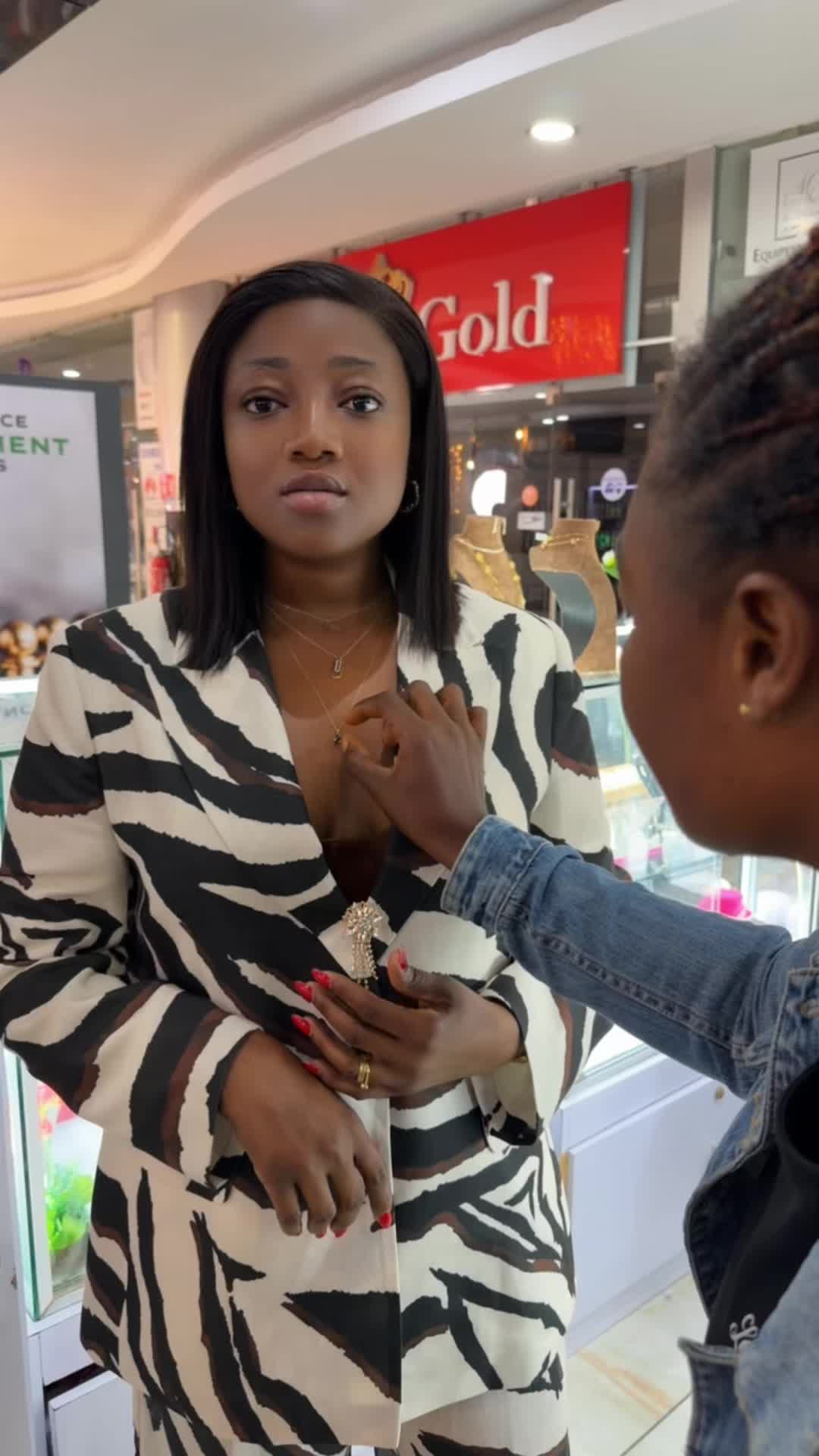 @DameGnahore💡la gracieuse