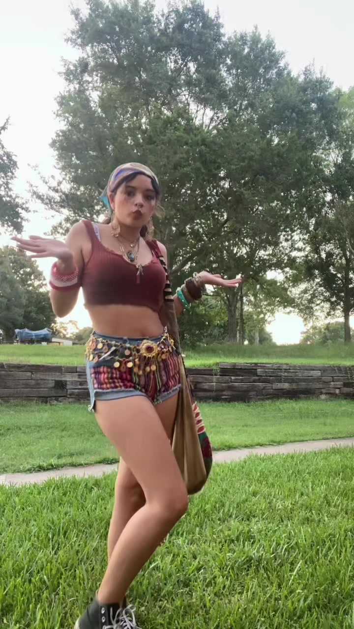 @Gia🌞🎵🌈✨🦋.