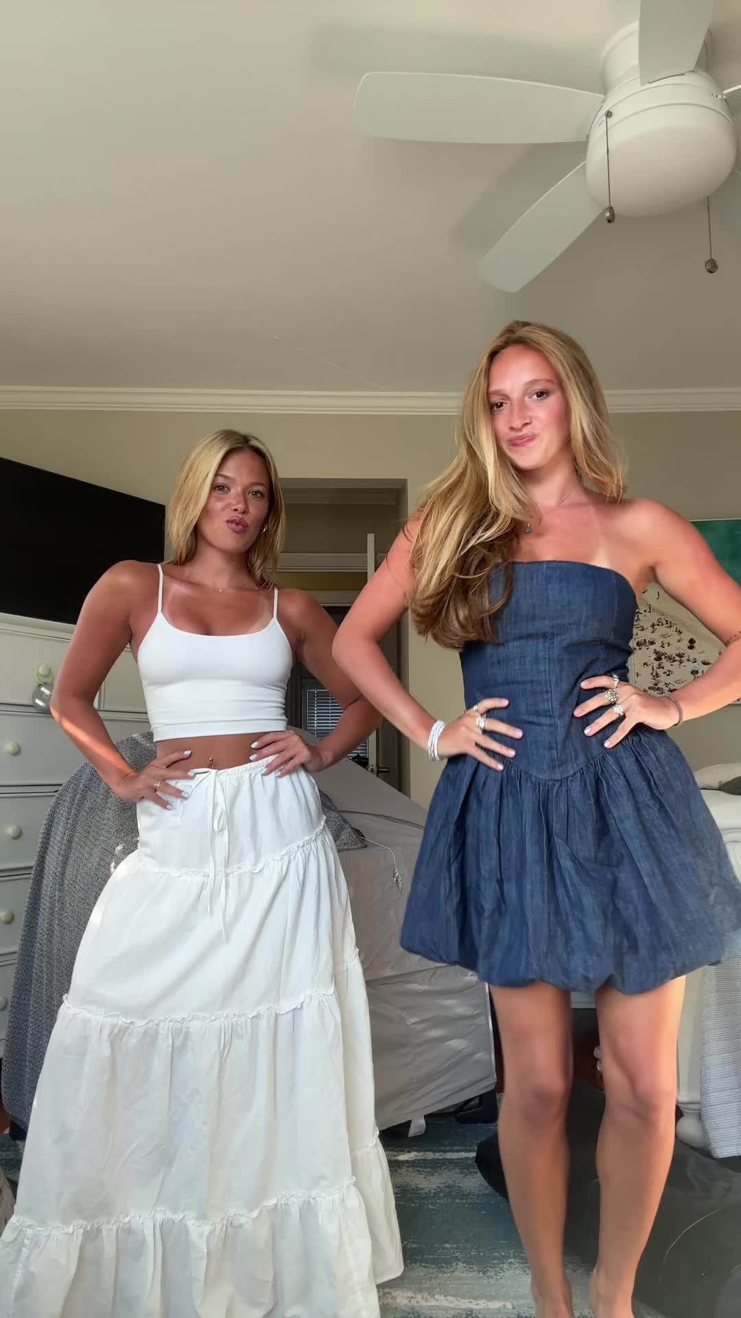 @Chloemangee
