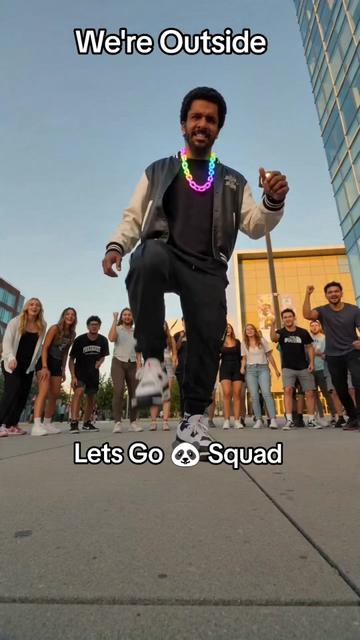 @QGibson 🐼🌈🎵💙 🦄 🧩 🧷 🐷