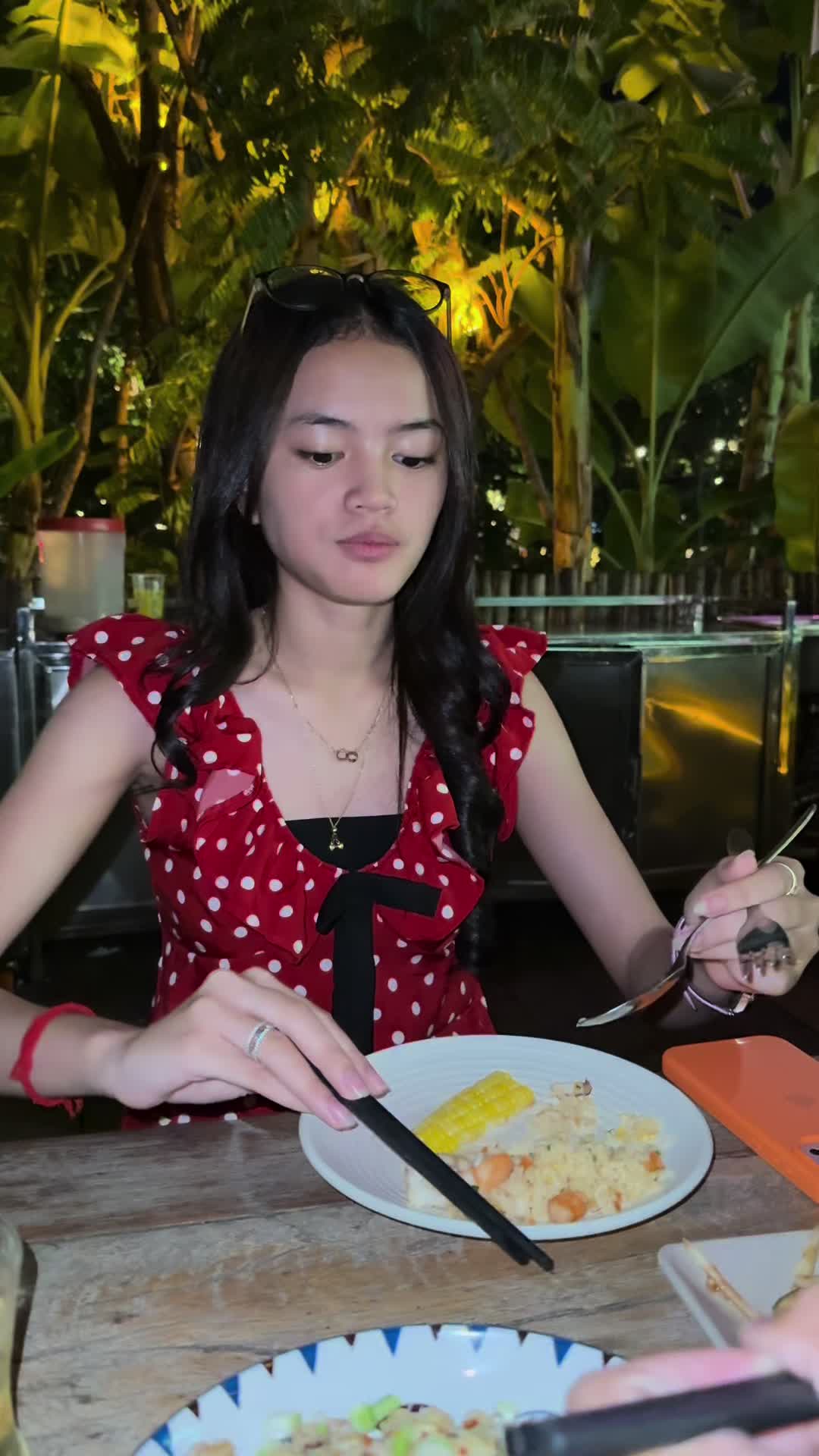 @ម៉ាក់ម៉េងឡុង ម៉េងលី