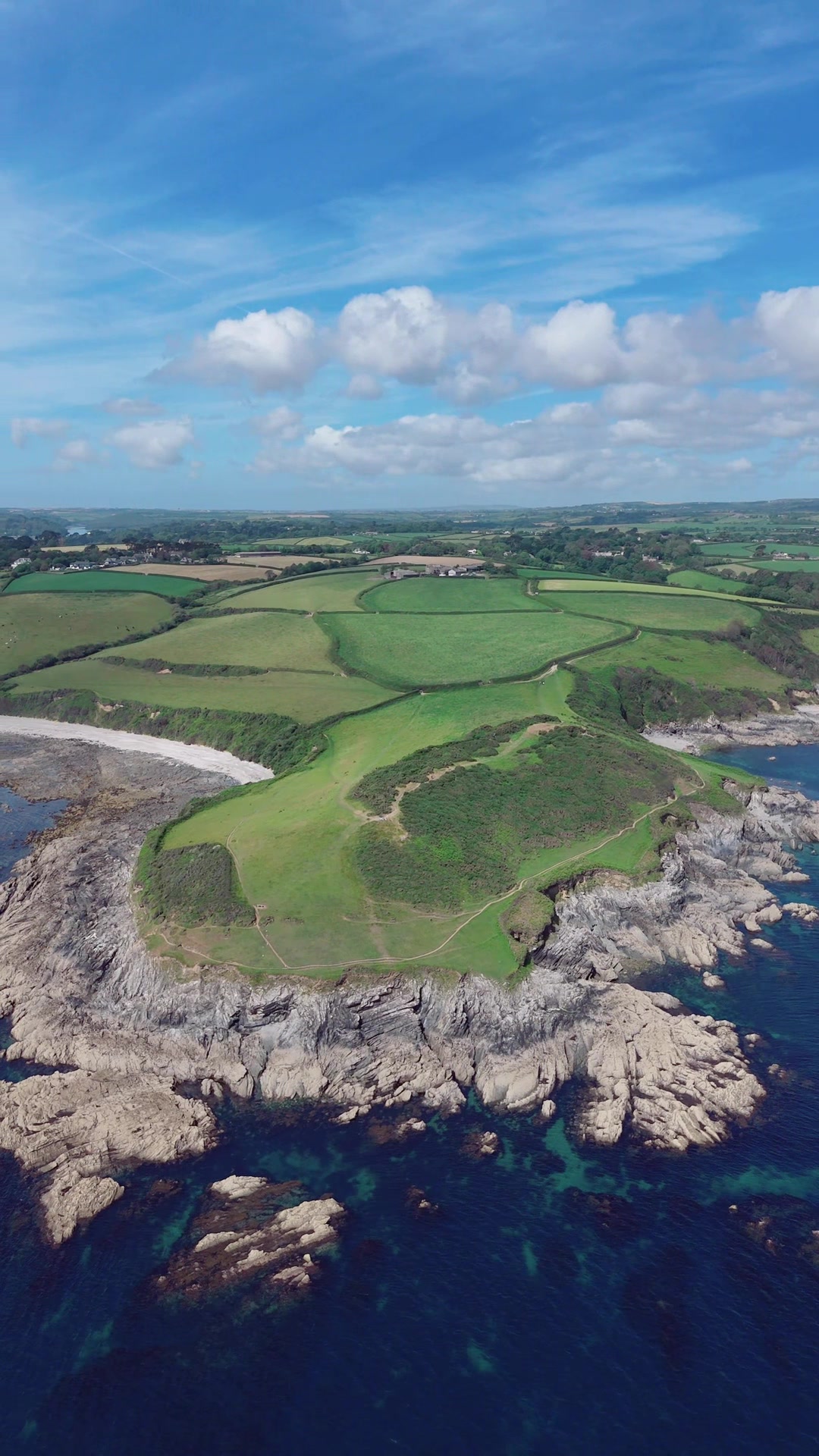 @DronescapeCornwall