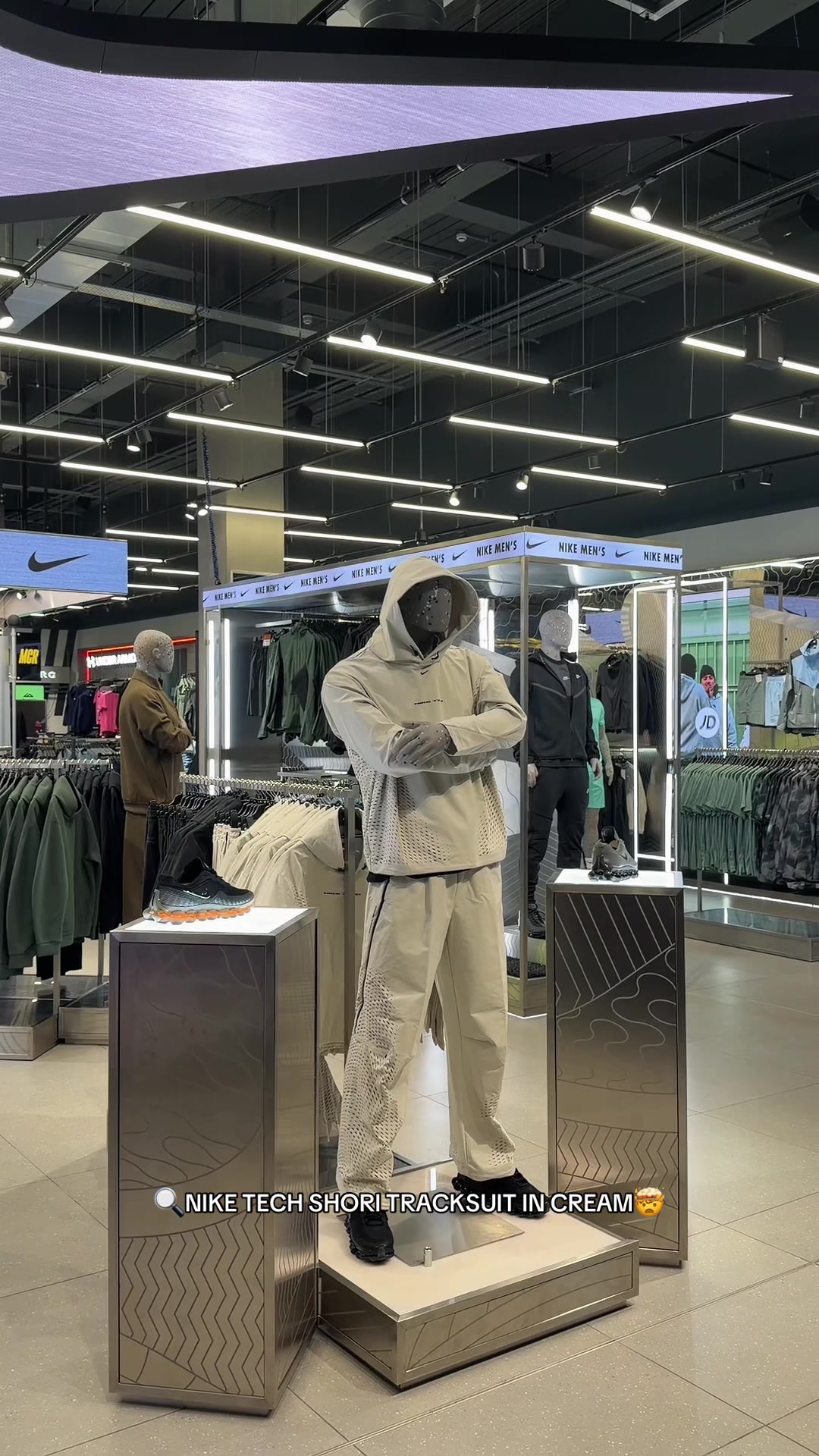 @JD Sports