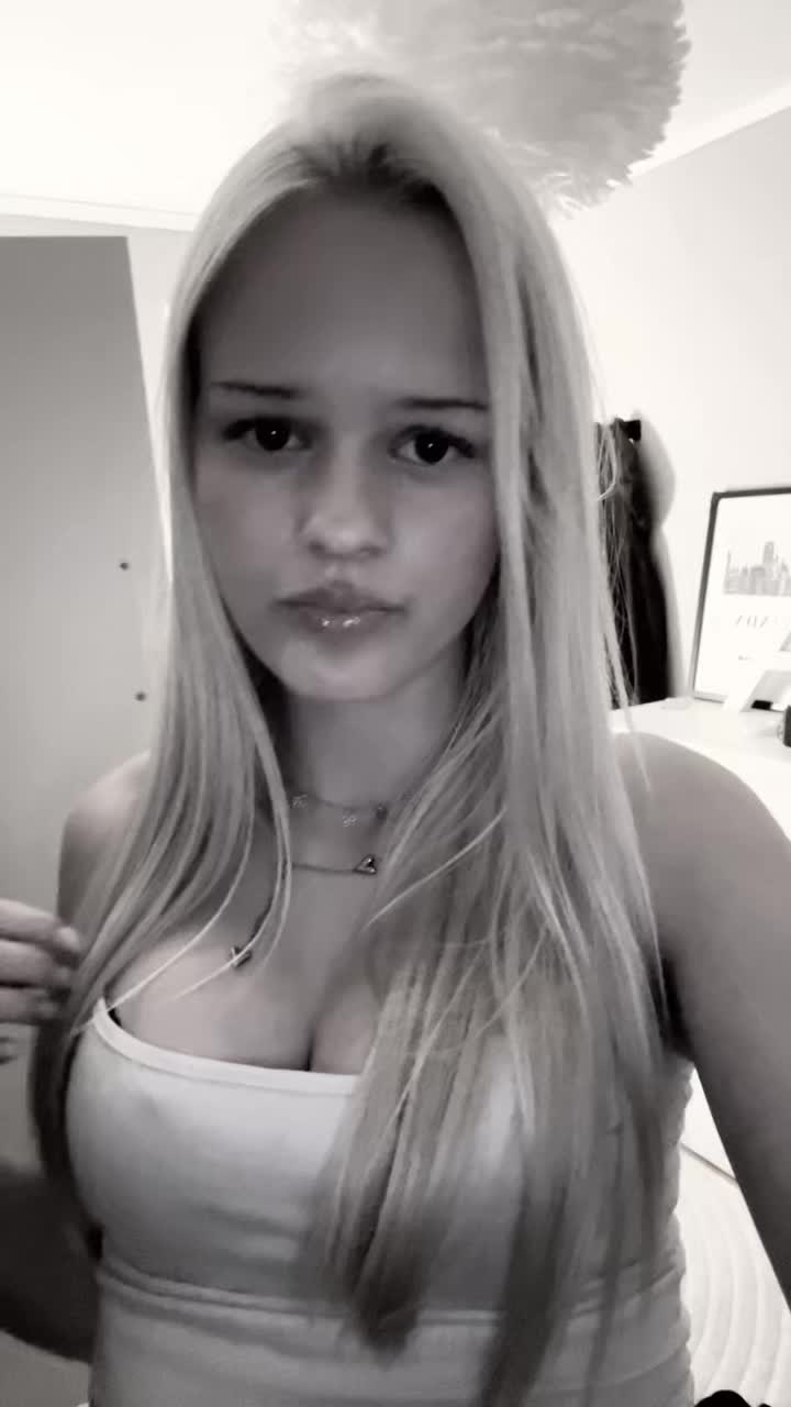 @𝐀𝐥𝐦𝐚🦦💘