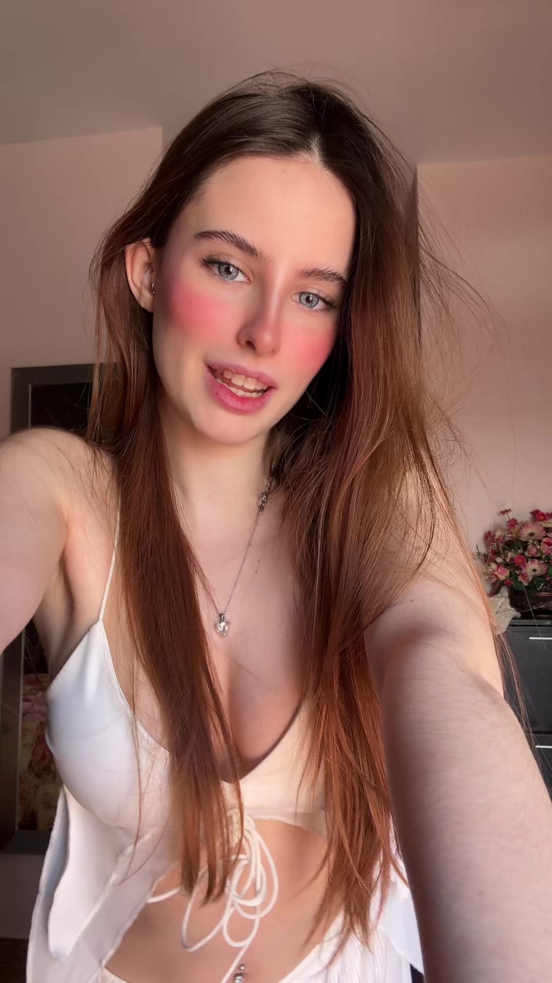 @Vaaaaleriaaaa__