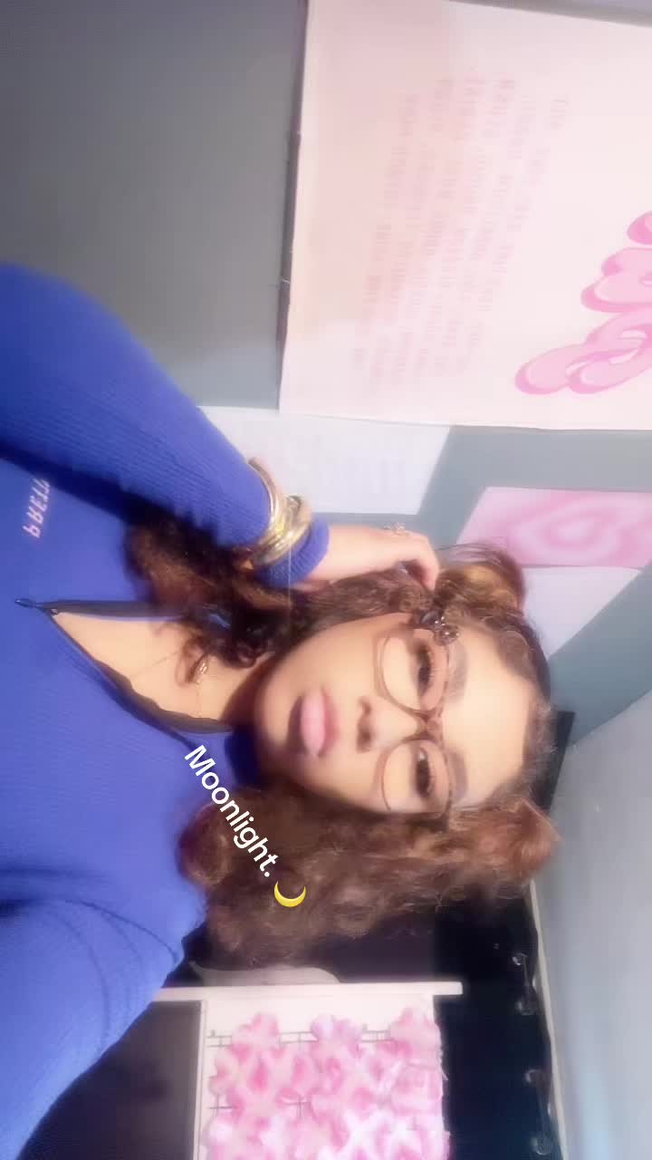 @goldgirllyy