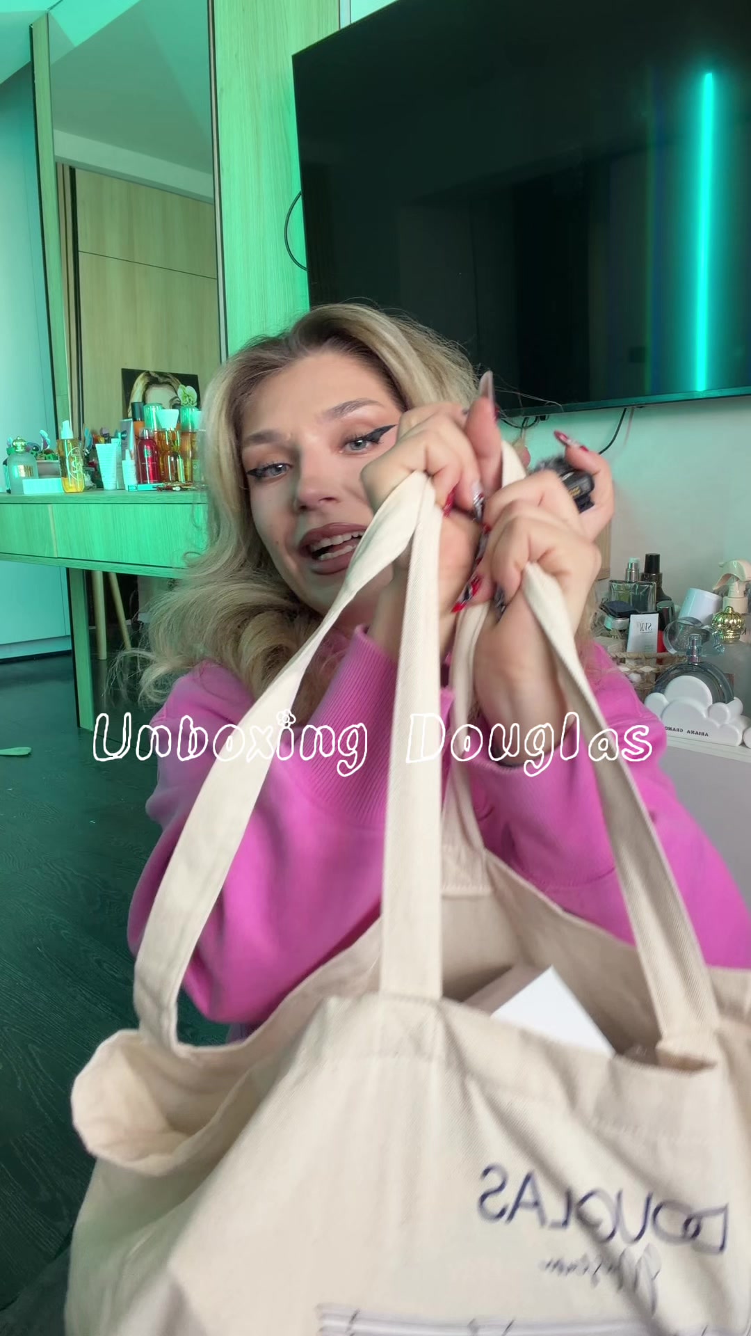 @Makeup_Miru