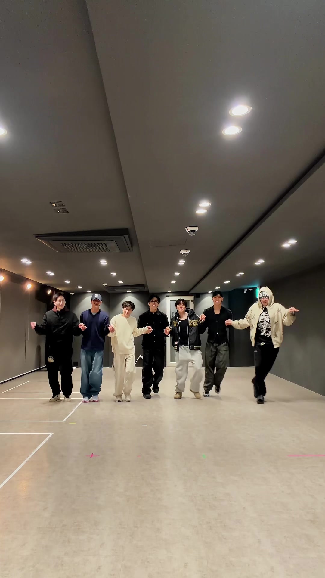 @PENTAGON•펜타곤