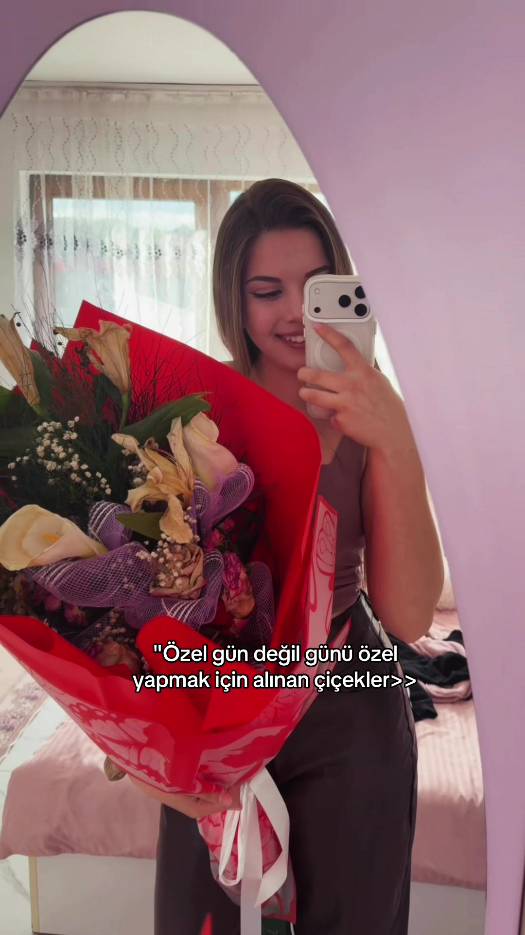 @𝐏𝐞𝐩𝐢🐾
