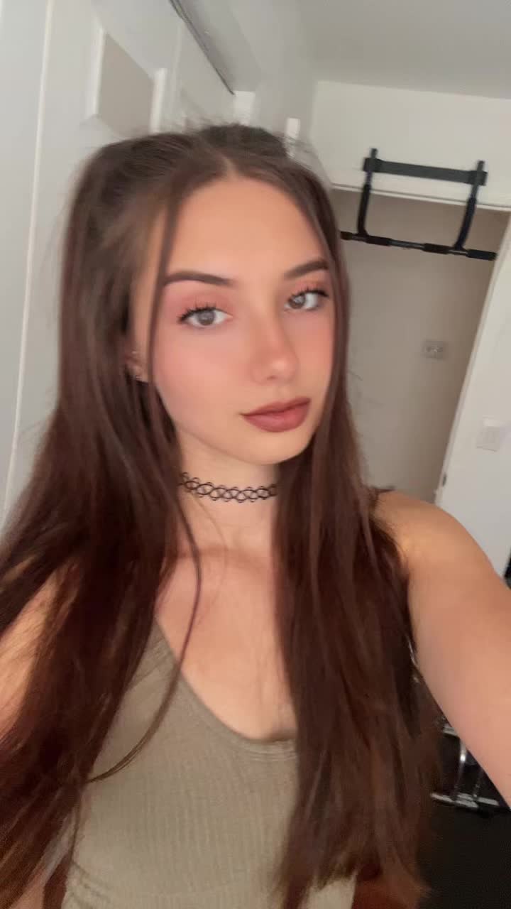 @Ava