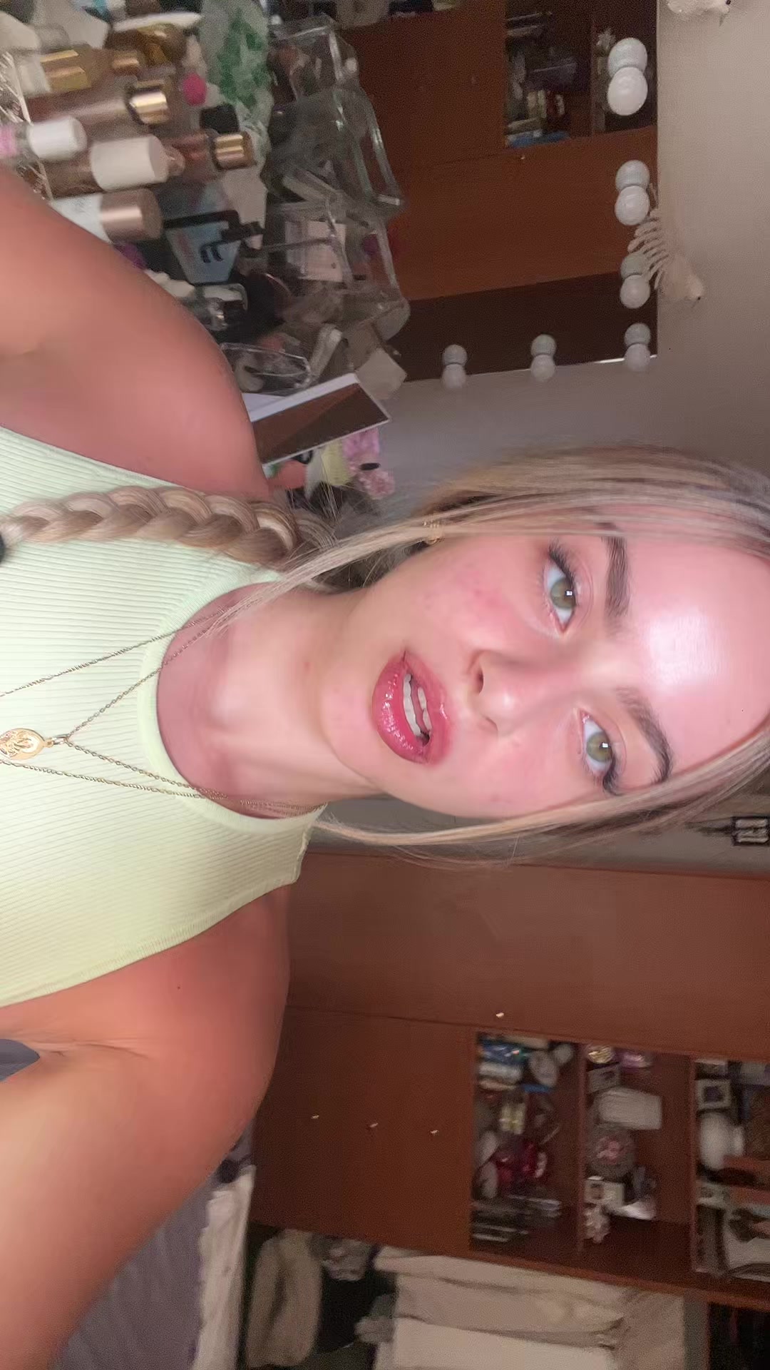 @lydiaafotou