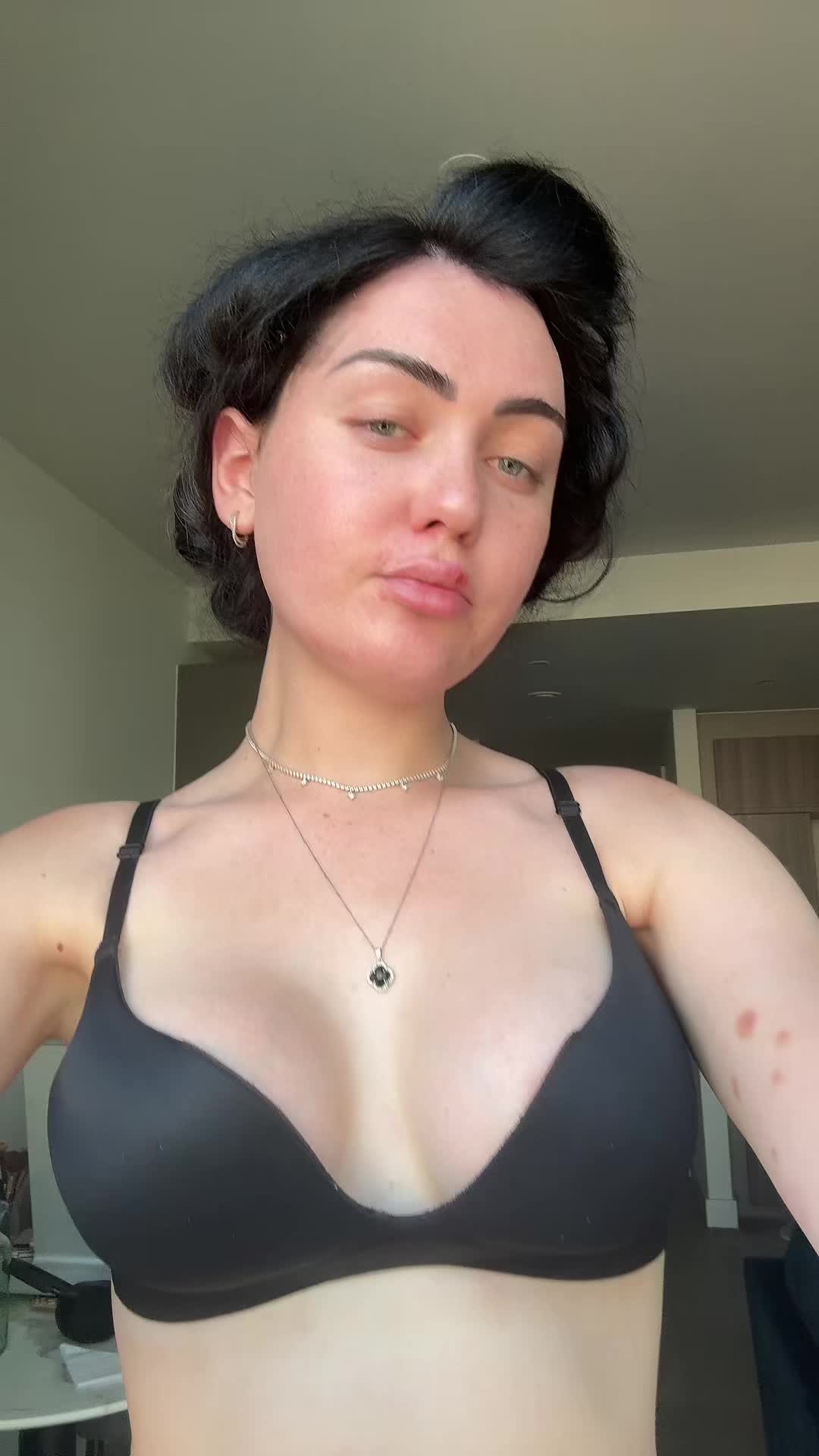 @Jocelyn Claire