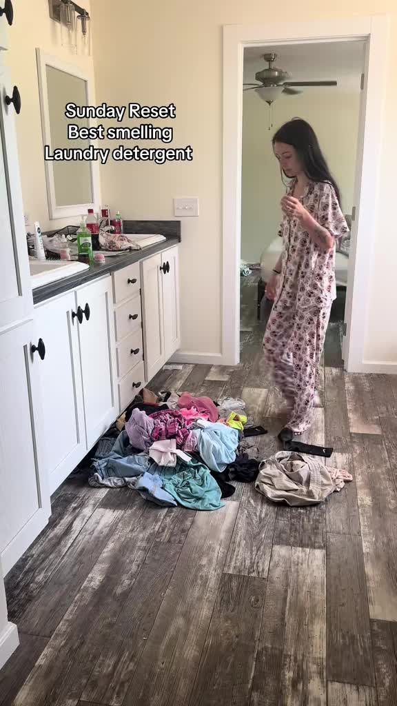 @Jillian Wright | Working Mom