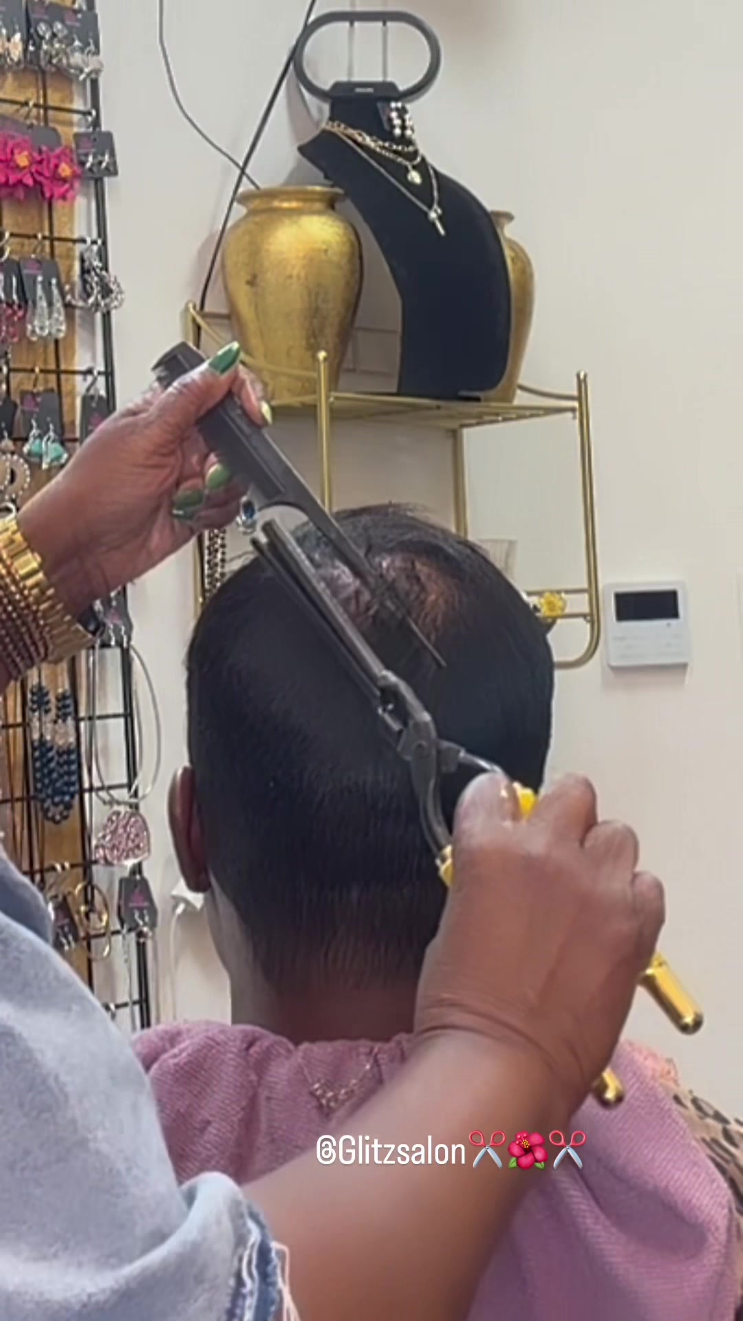 @Glitz Salon